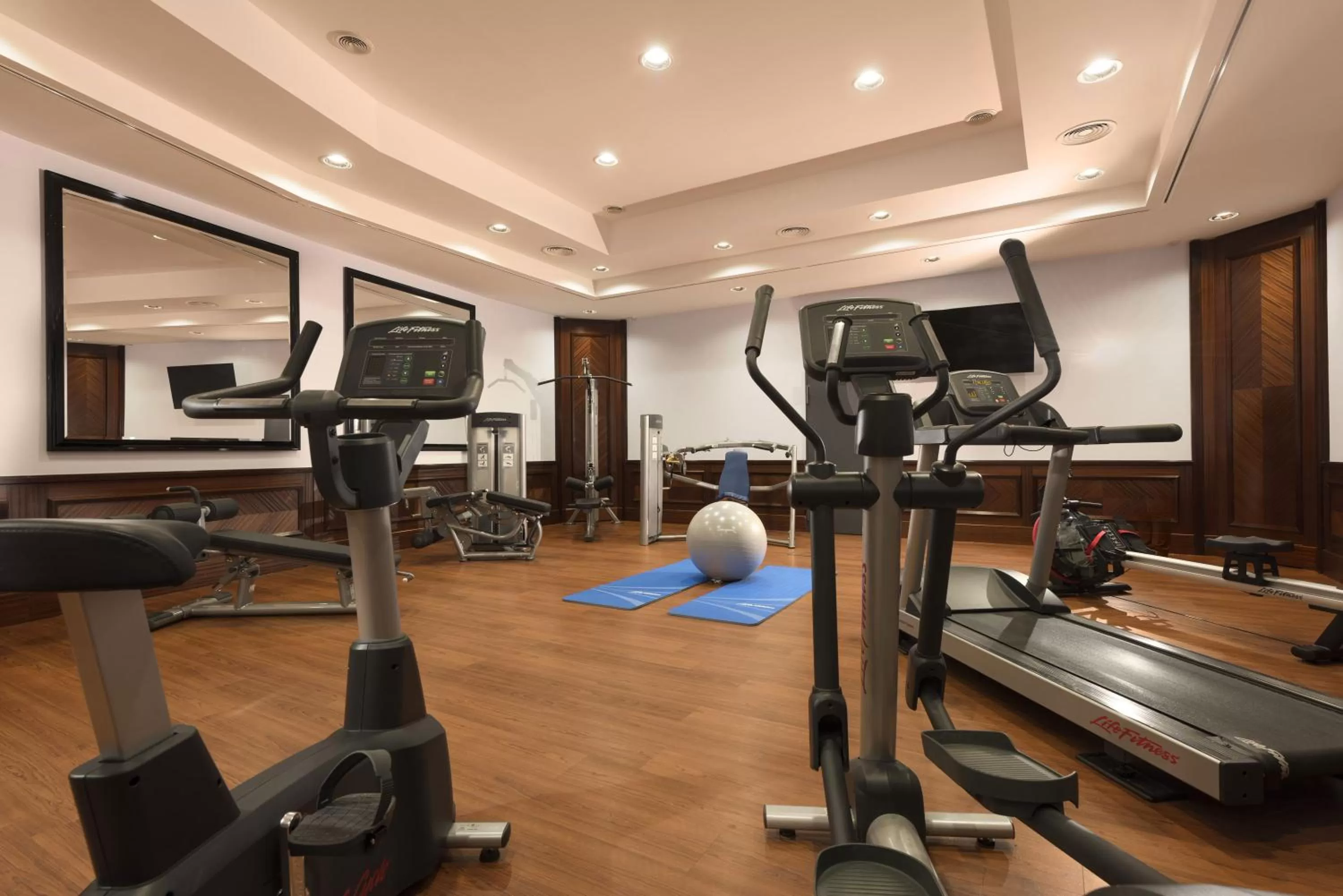 Fitness centre/facilities in Maritim Hotel Ulm