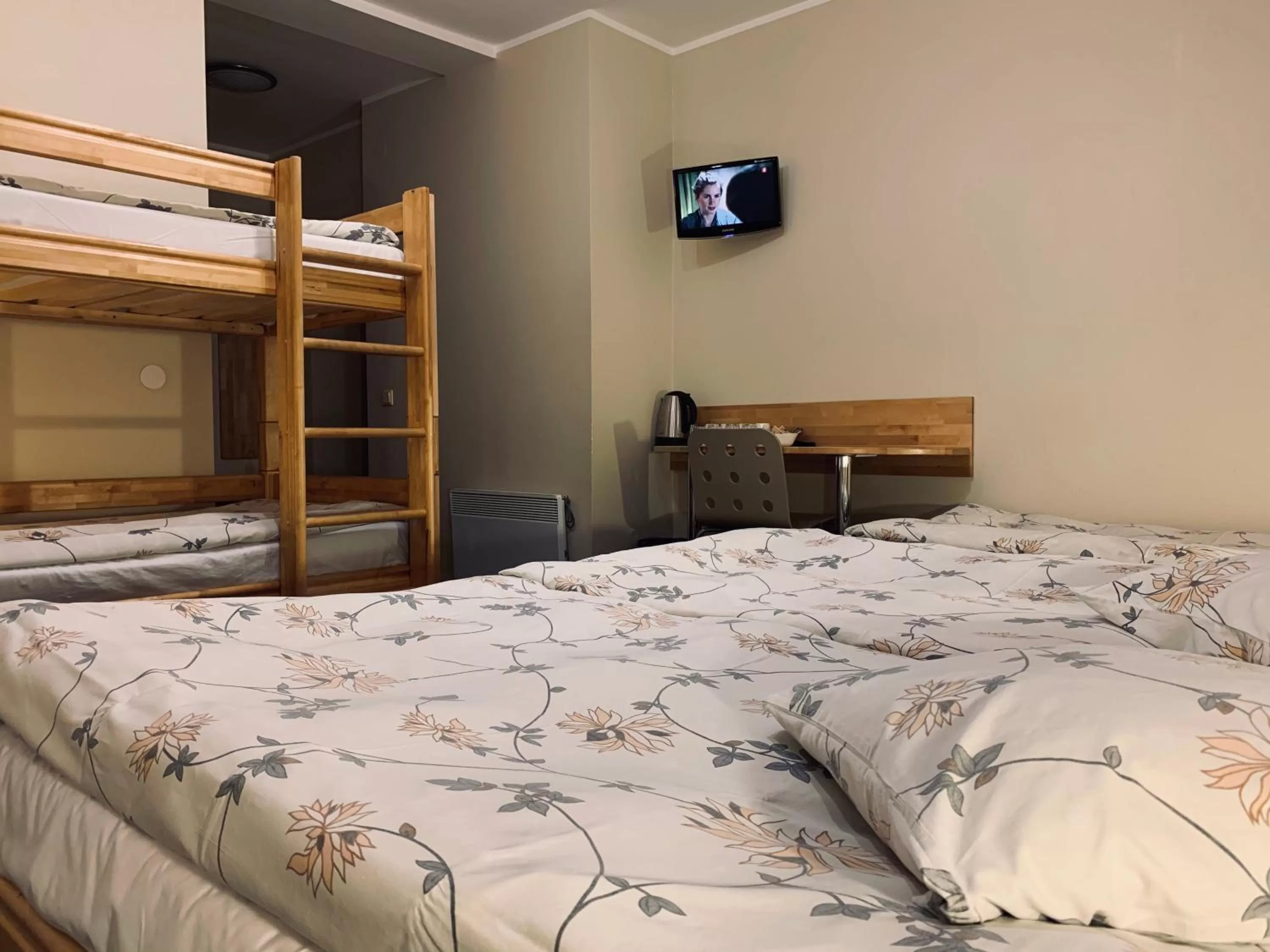 Bed in Hotel Katrina