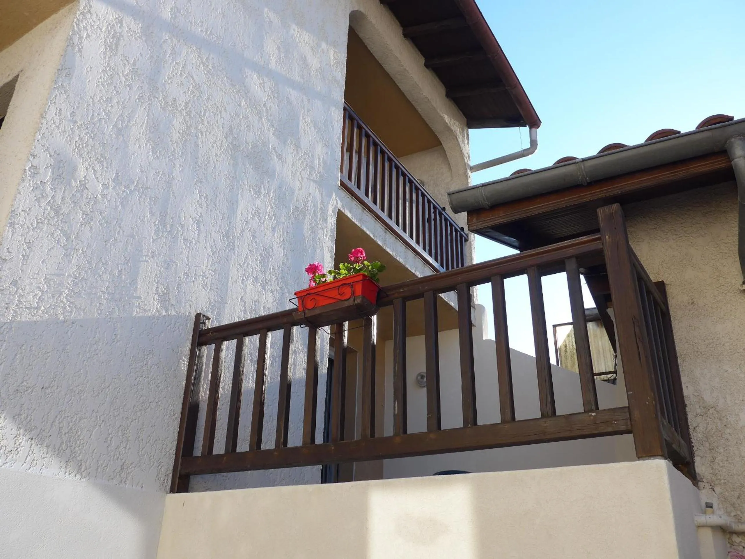 Property building in Hôtel Le Relais Dax