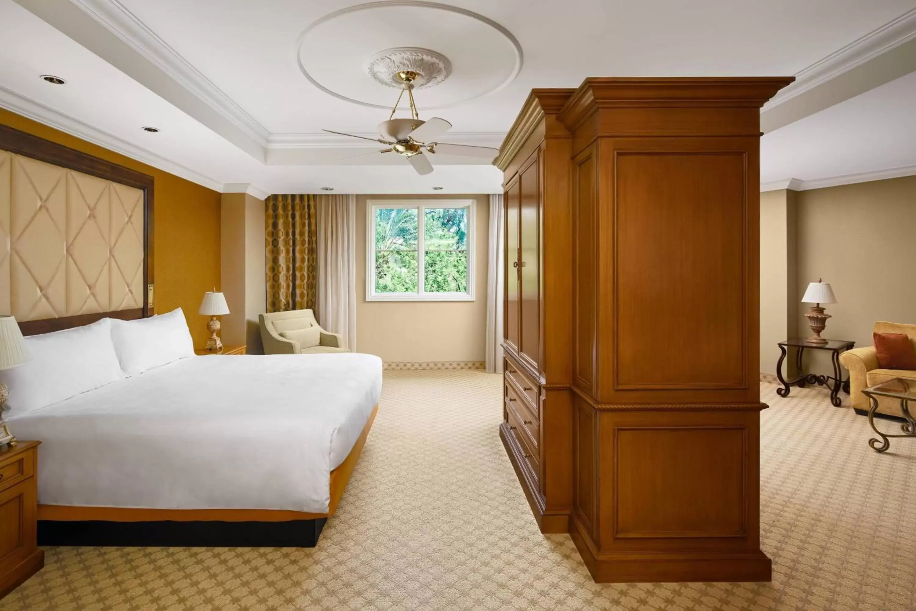 Bedroom, Bed in JW Marriott Las Vegas Resort and Spa
