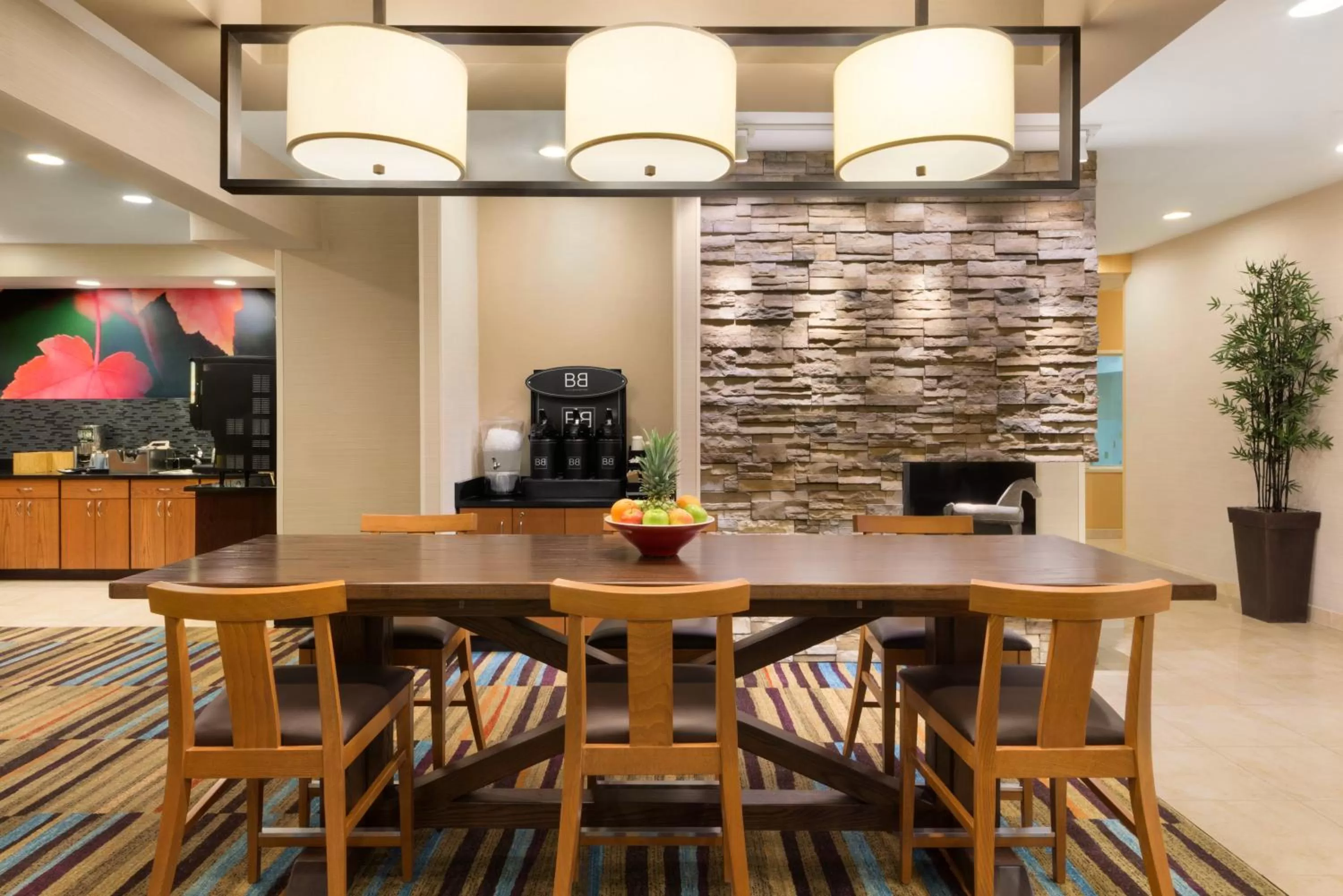 Lobby or reception in Amerivu Inn and Suites