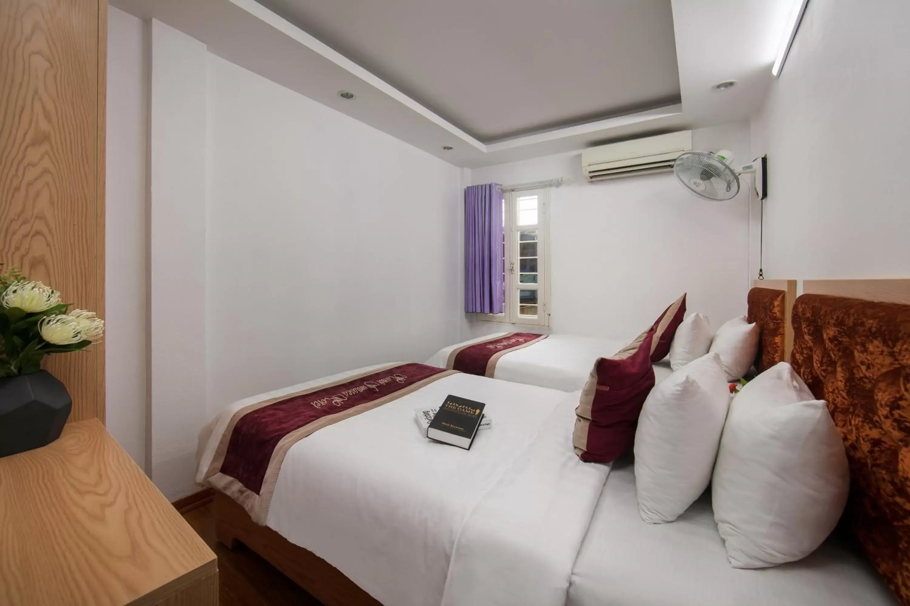 Bedroom, Bed in Hanoi Fantasea Hotel