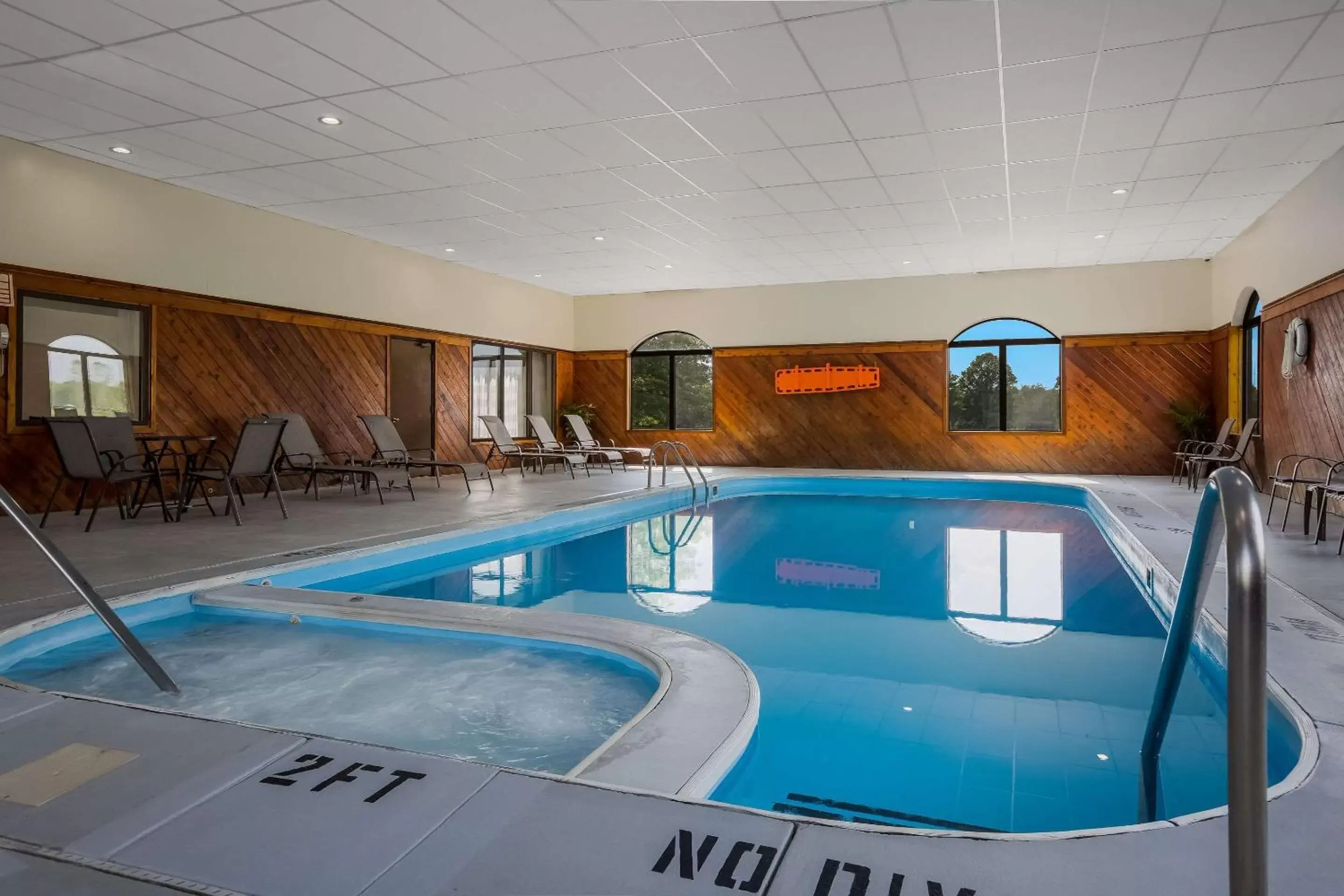 Swimming Pool in Sleep Inn Bolivar