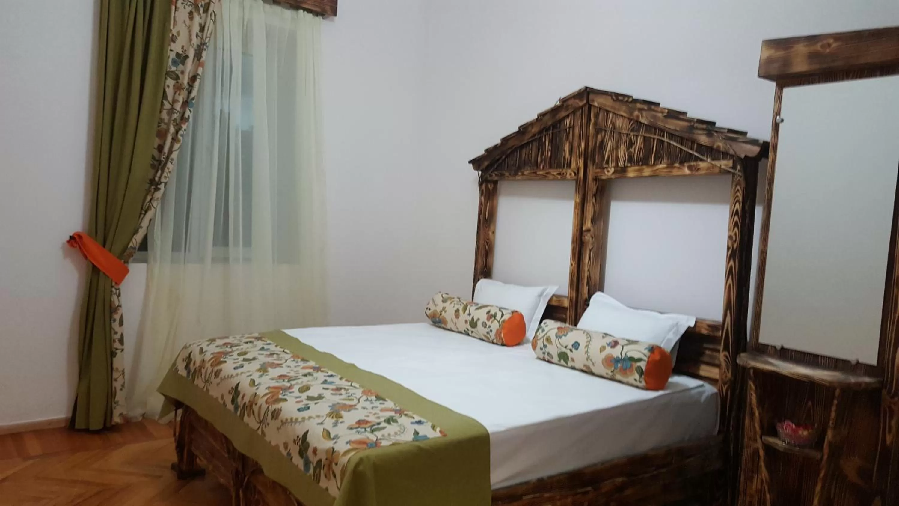 Bed in Machanents Art Hotel