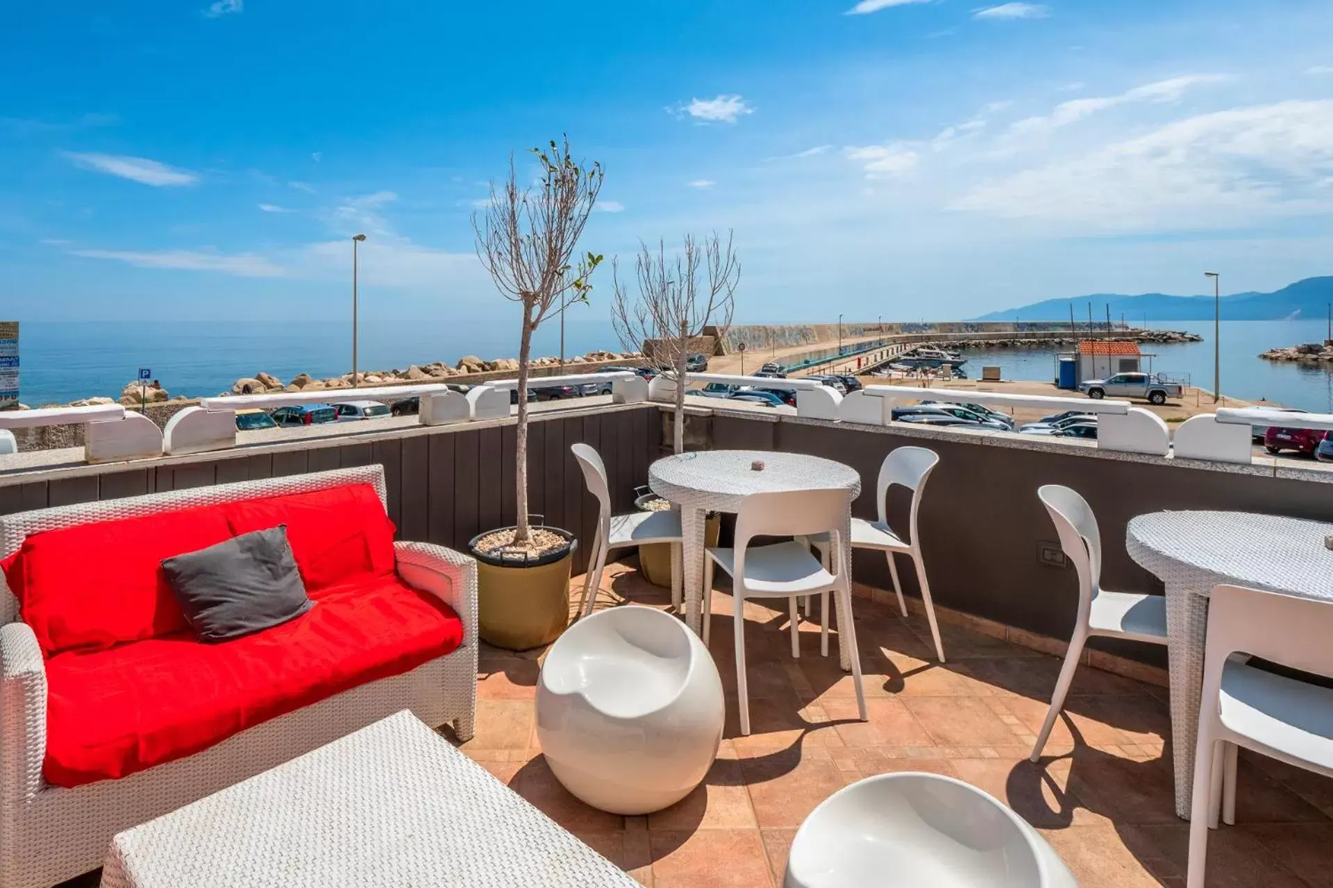 Property building in Il Nuovo Gabbiano Property building in Il Nuovo Gabbiano