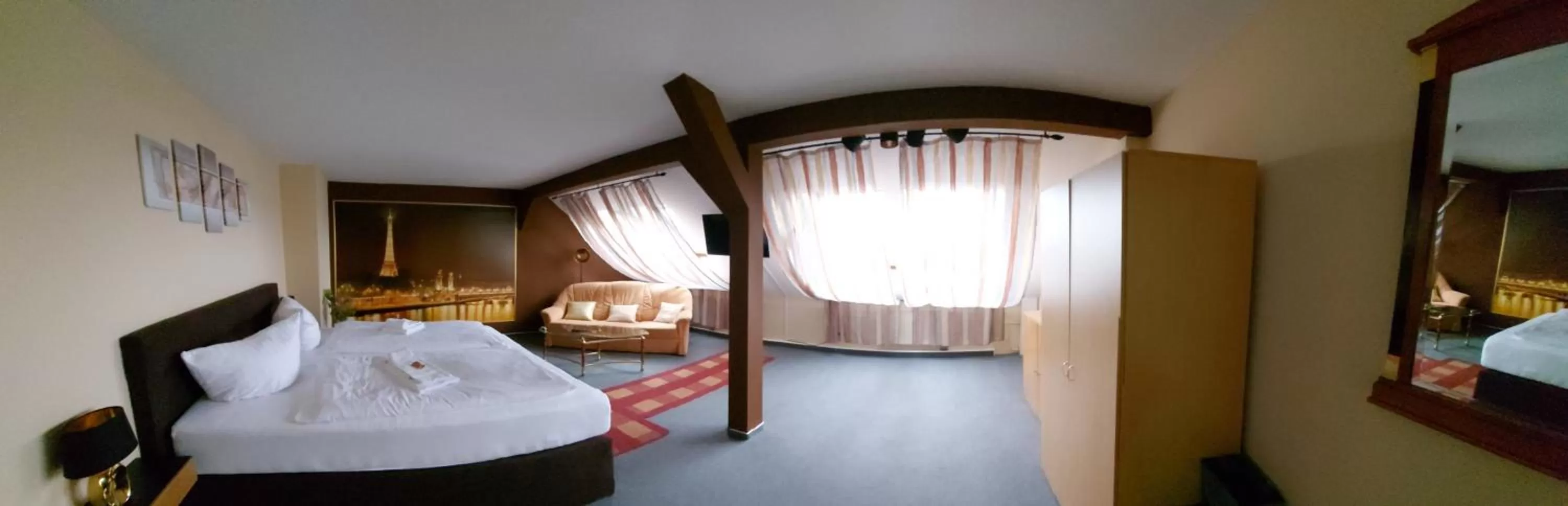 Bedroom, Bed in Rothenberger