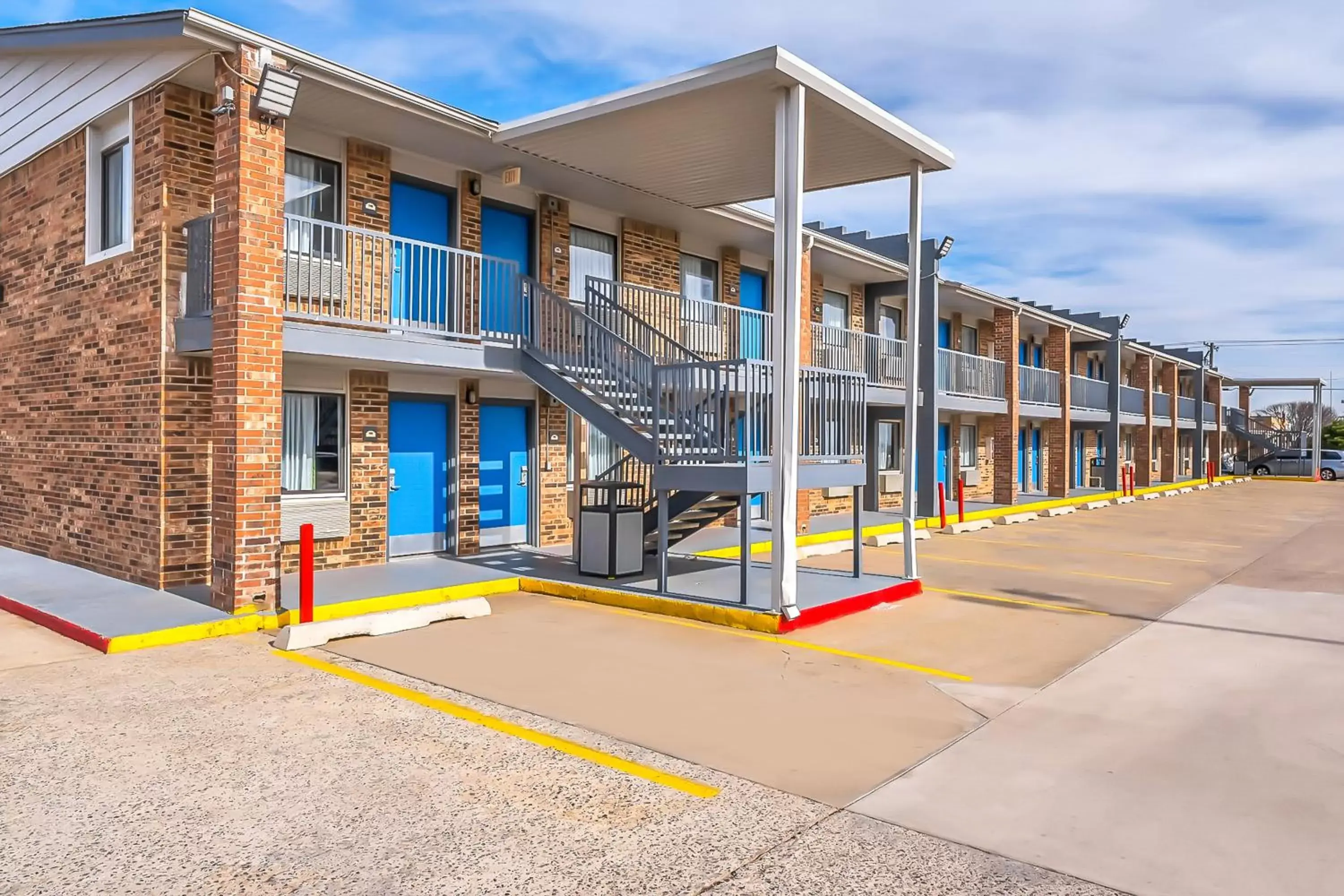 Property Building in SureStay Hotel by Best Western Oklahoma City West