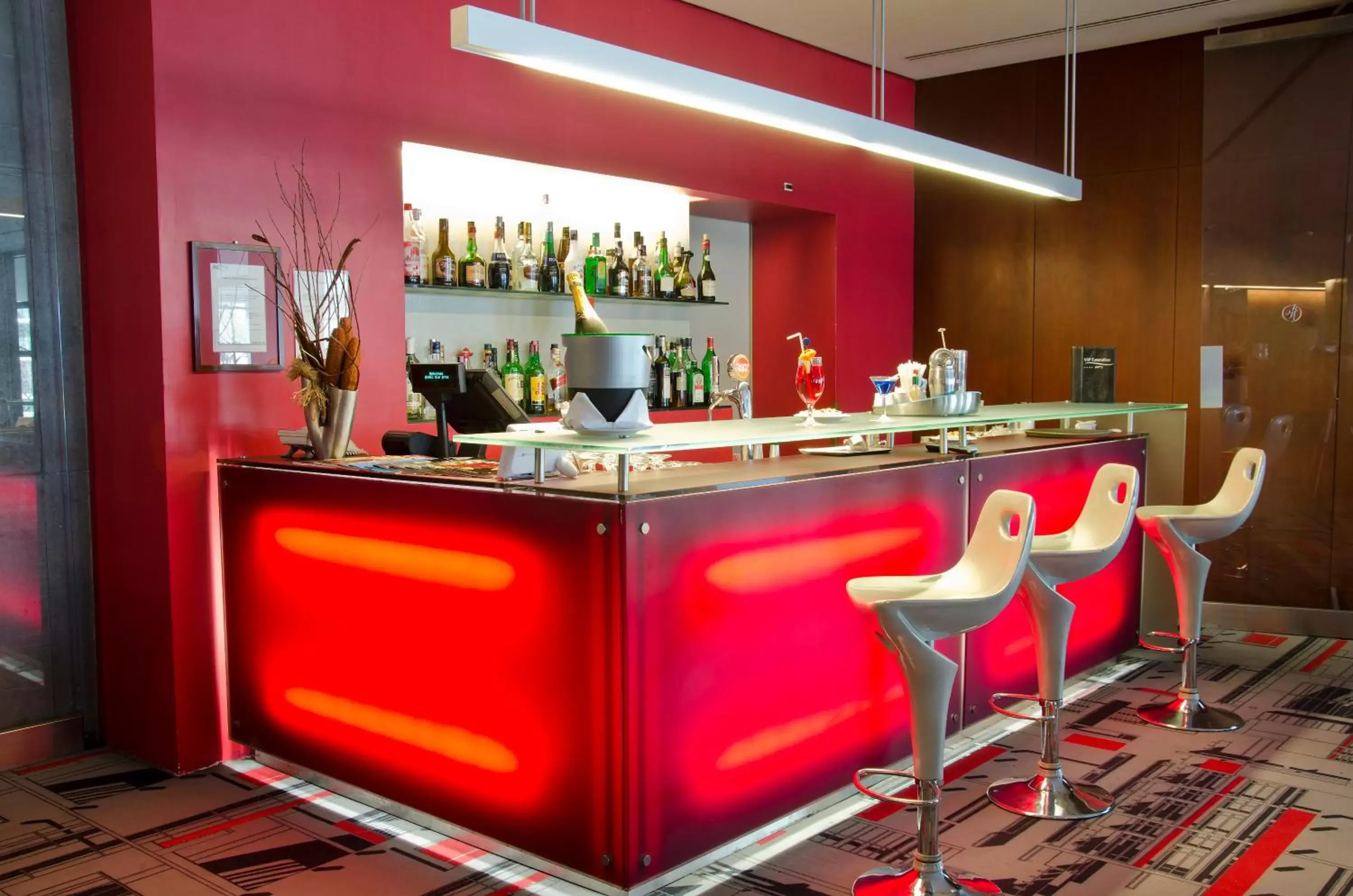 Lounge or bar, Lounge/Bar in VIP Executive Arts Hotel