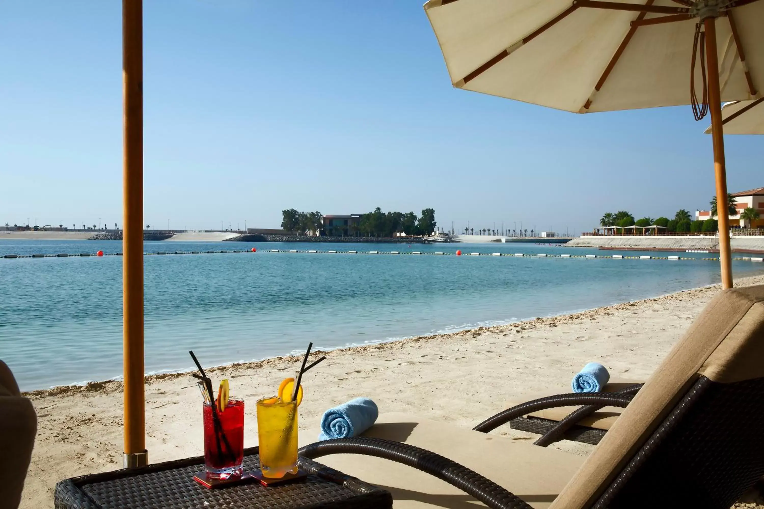 Garden, Beach in Bab Al Qasr Hotel