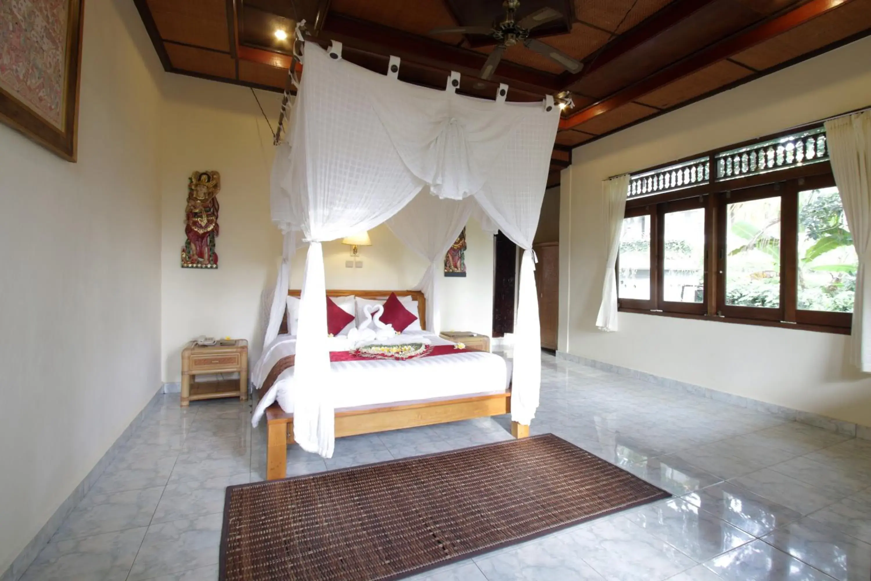 Photo of the whole room, Bed in Nick's Hidden Cottages by Mahaputra-CHSE Certified