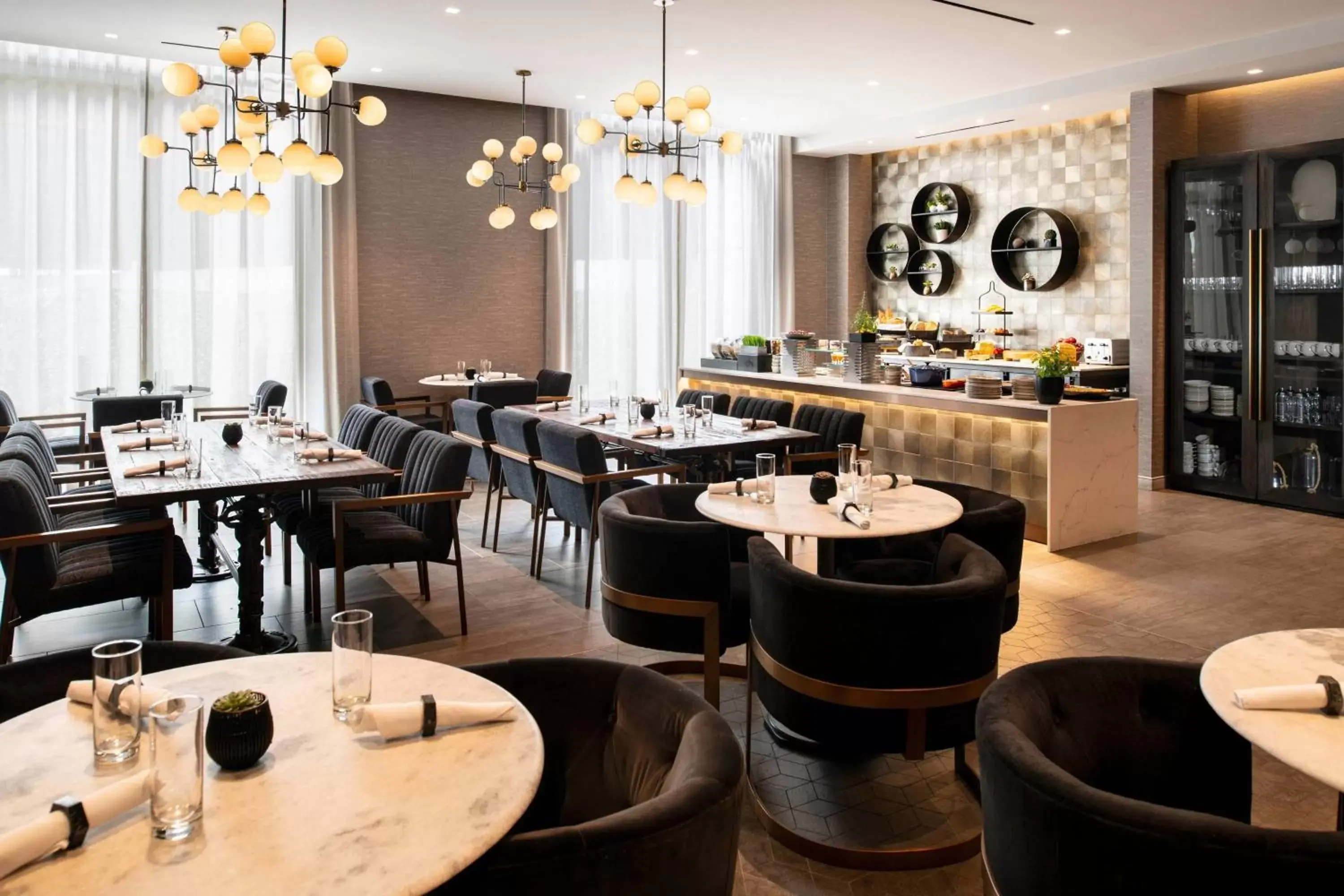 Restaurant/places to eat in The Row Hotel at Assembly Row, Autograph Collection Restaurant/places to eat in The Row Hotel at Assembly Row, Autograph Collection