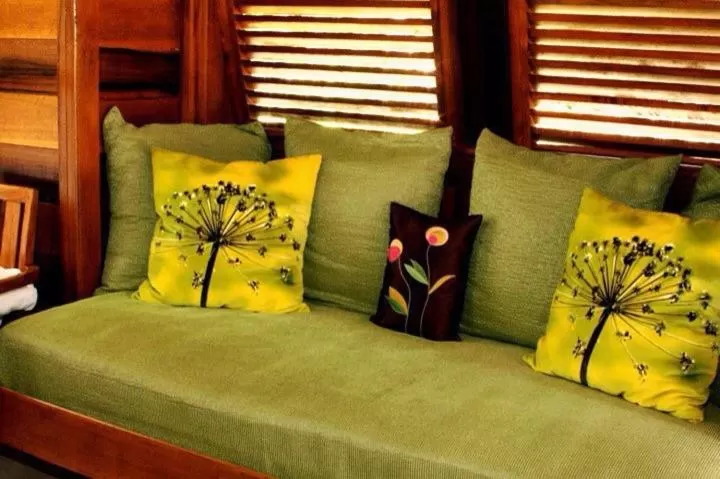 Restaurant/places to eat in Acajou Hotel