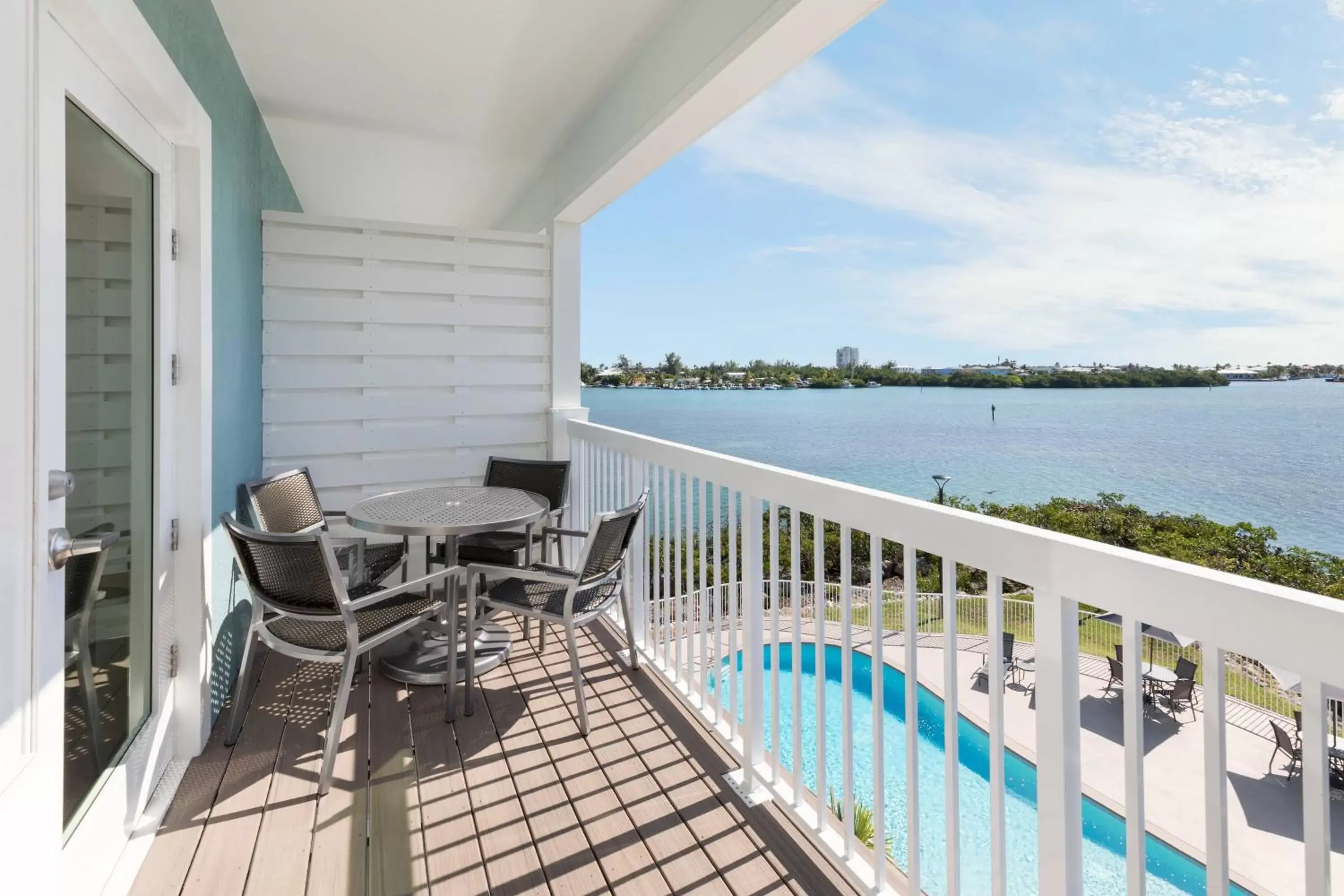 Bedroom, Balcony/Terrace in Fairfield by Marriott Inn & Suites Marathon Florida Keys