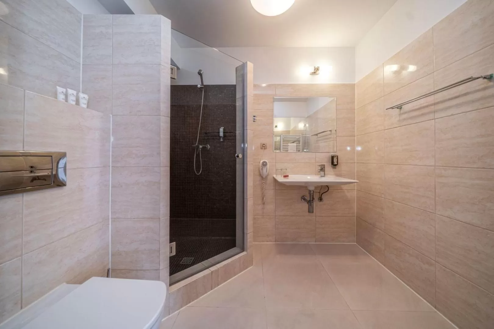 Standard Triple Room - building B in Hotel META Resort & Vine SPA