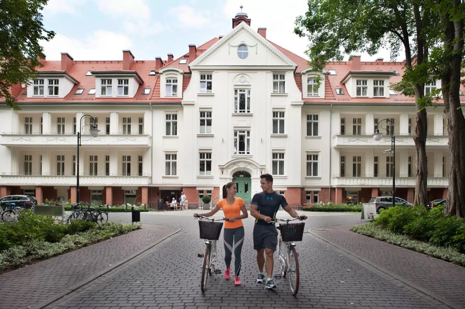 Property building in Hotel Cesarskie Ogrody