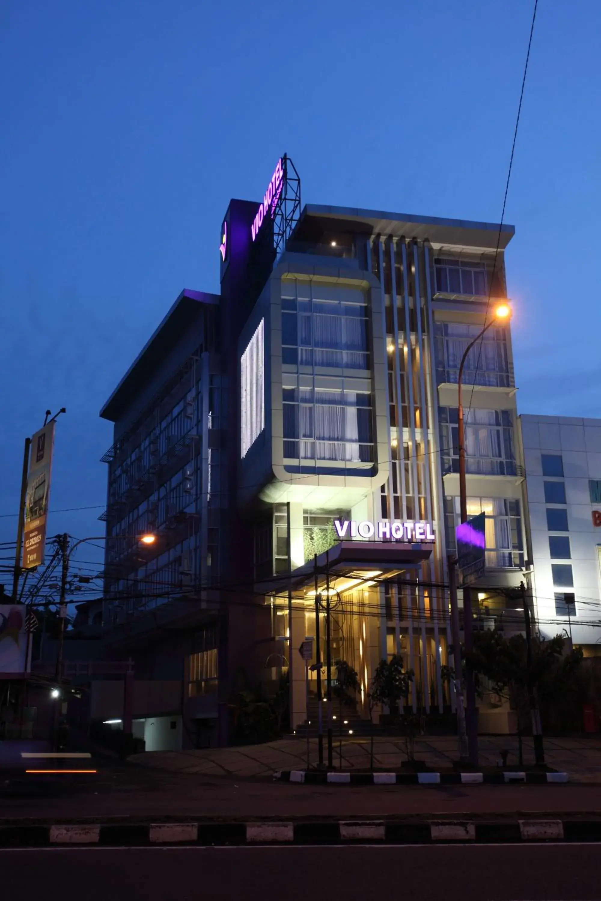 Facade/entrance, Property Building in Hotel Vio Pasteur