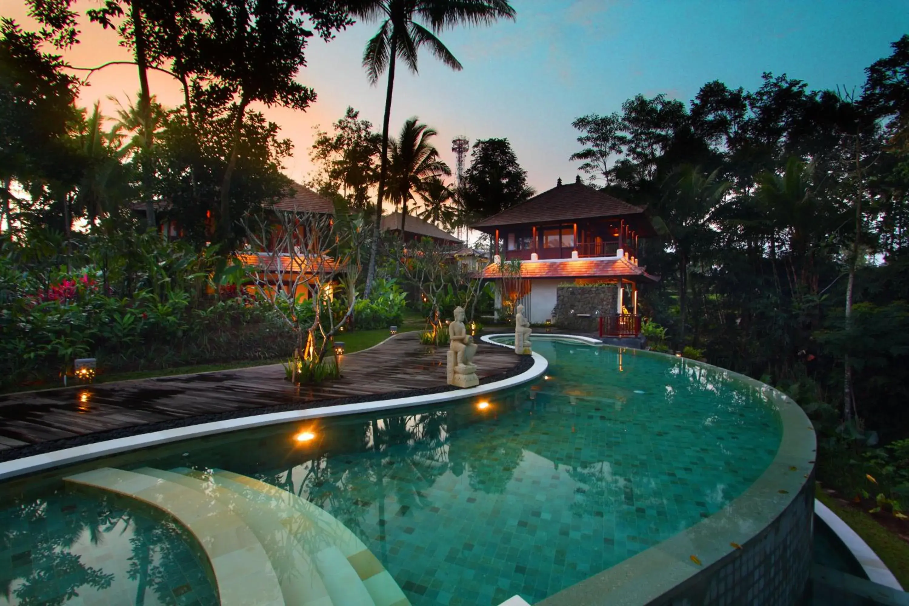 Swimming pool in BeingSattvaa Luxury Ubud Swimming pool in BeingSattvaa Luxury Ubud