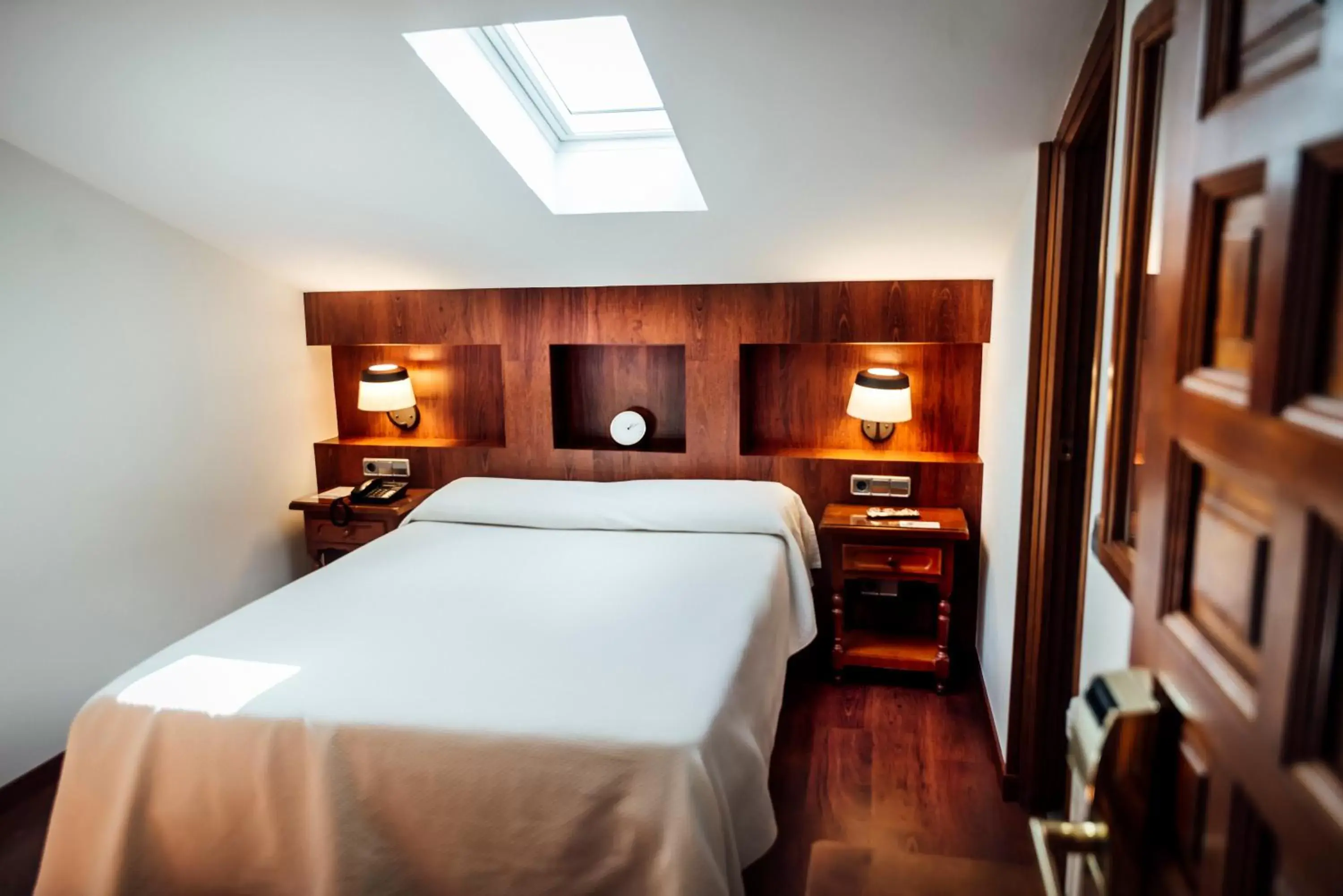 Photo of the whole room, Bed in Hotel Santa Isabel Photo of the whole room, Bed in Hotel Santa Isabel