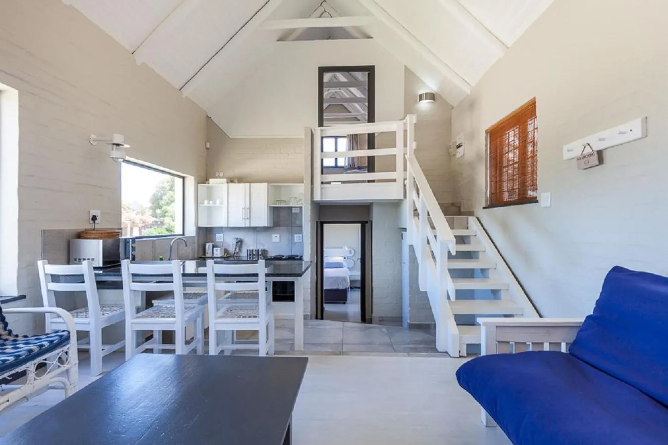 Kitchen or kitchenette in Blue Bay Lodge