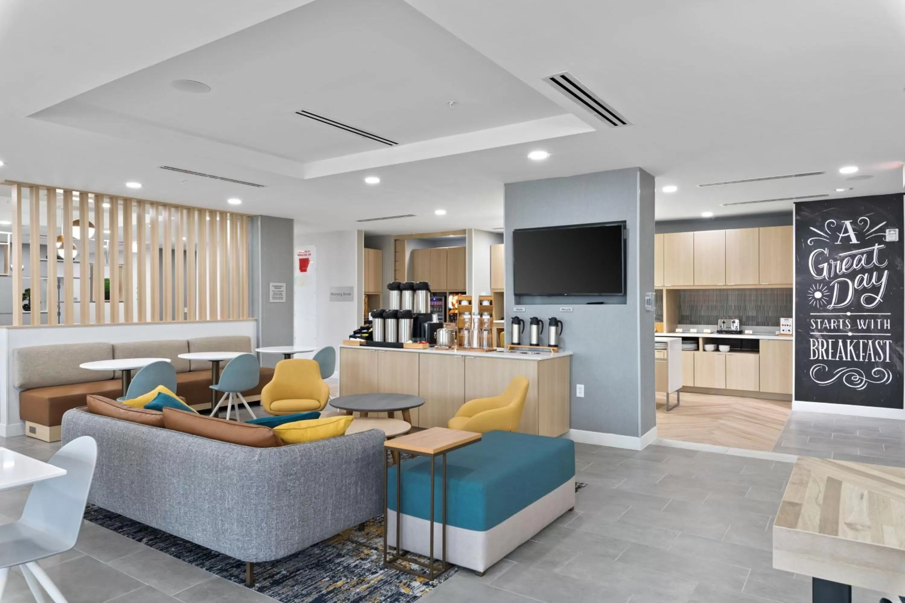 Restaurant/places to eat in TownePlace Suites by Marriott White Hall