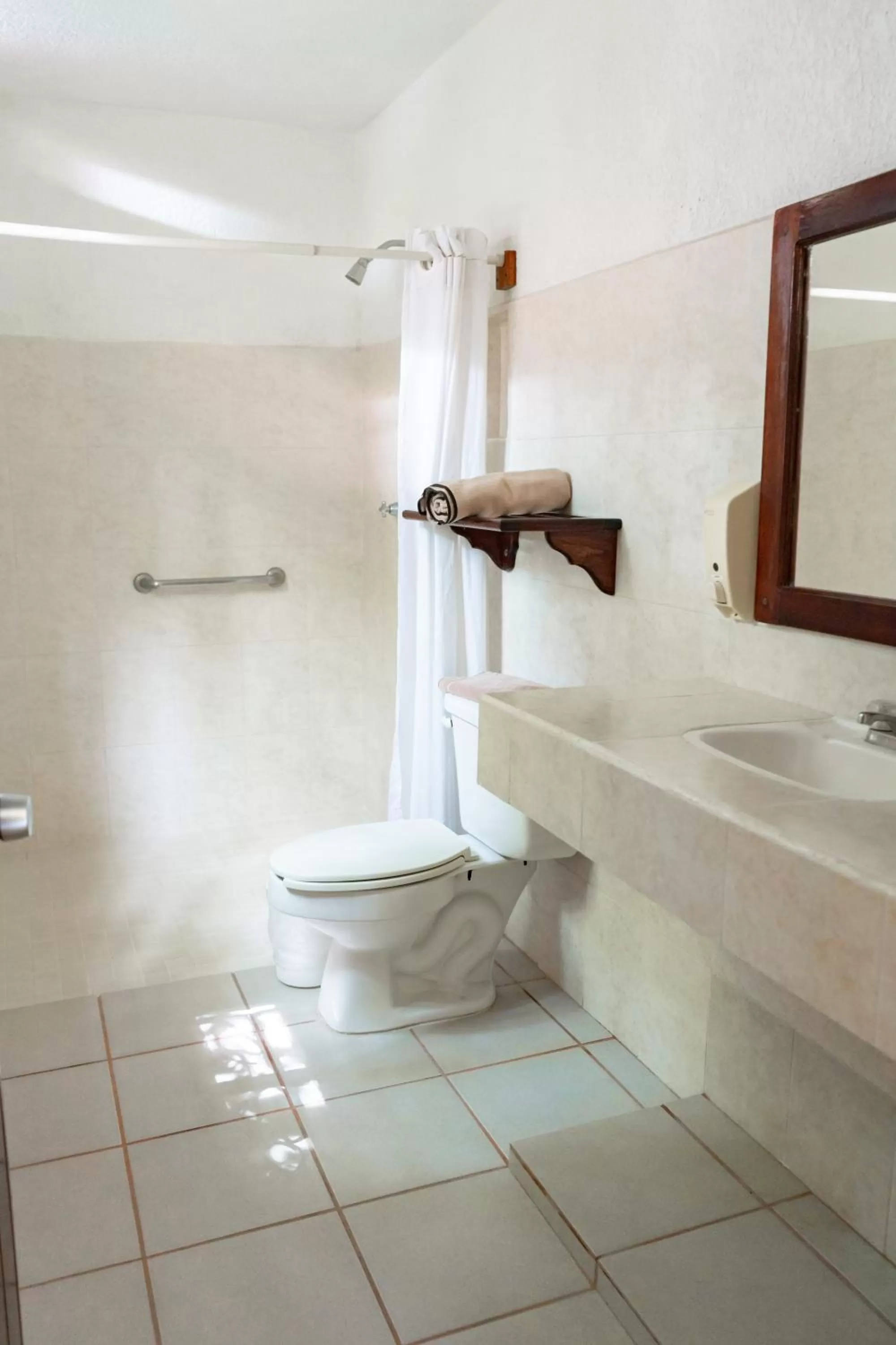 Shower in Hotel - Museo Xibalba