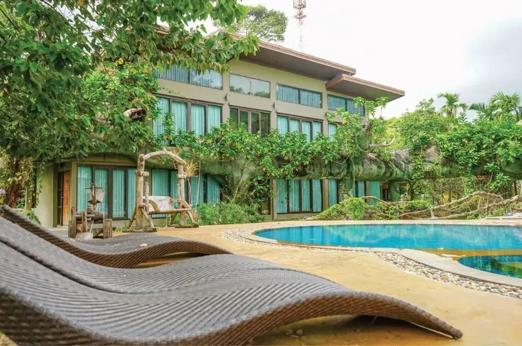 Swimming pool, Property Building in Blues River Resort