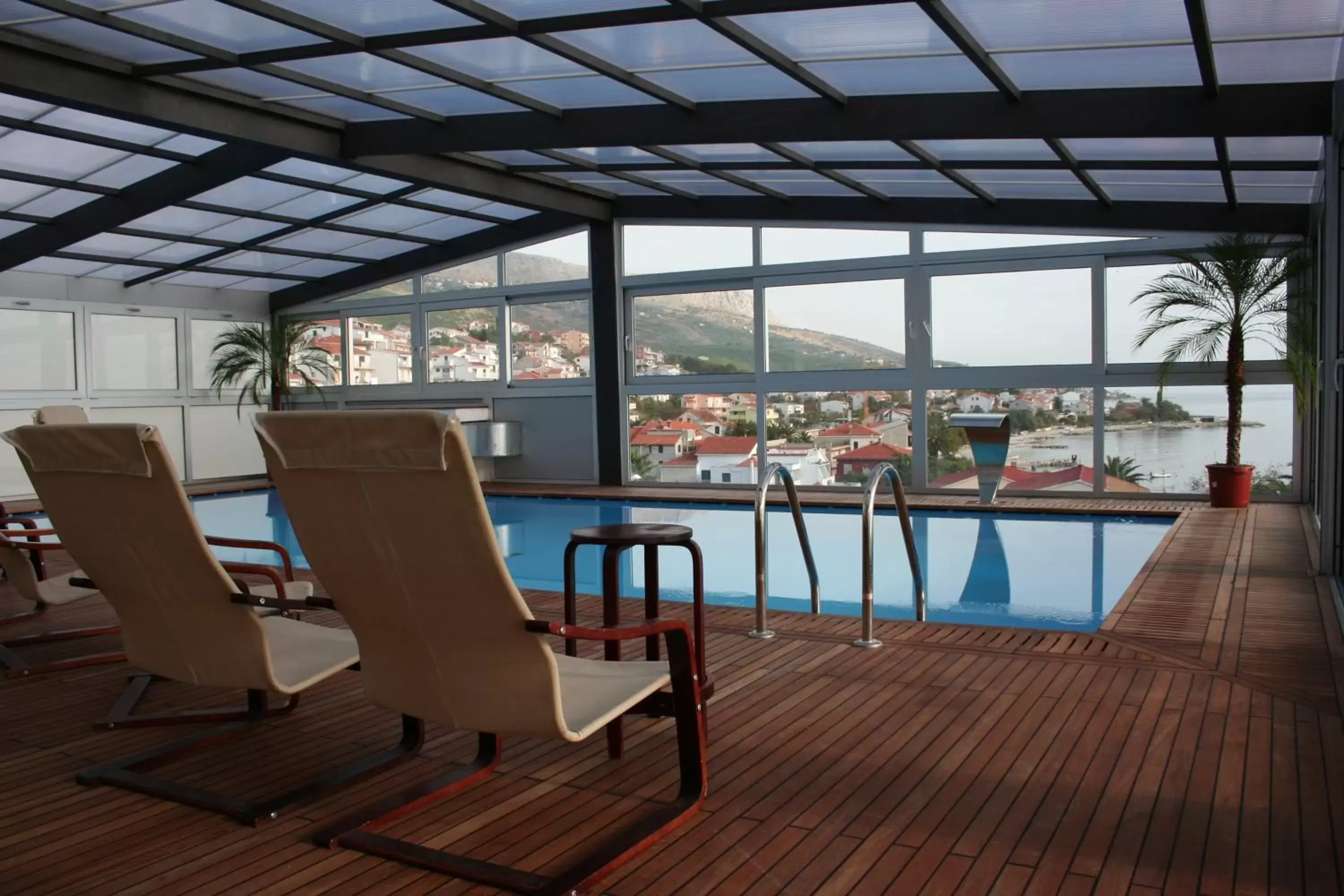 Swimming Pool in Hotel San Antonio