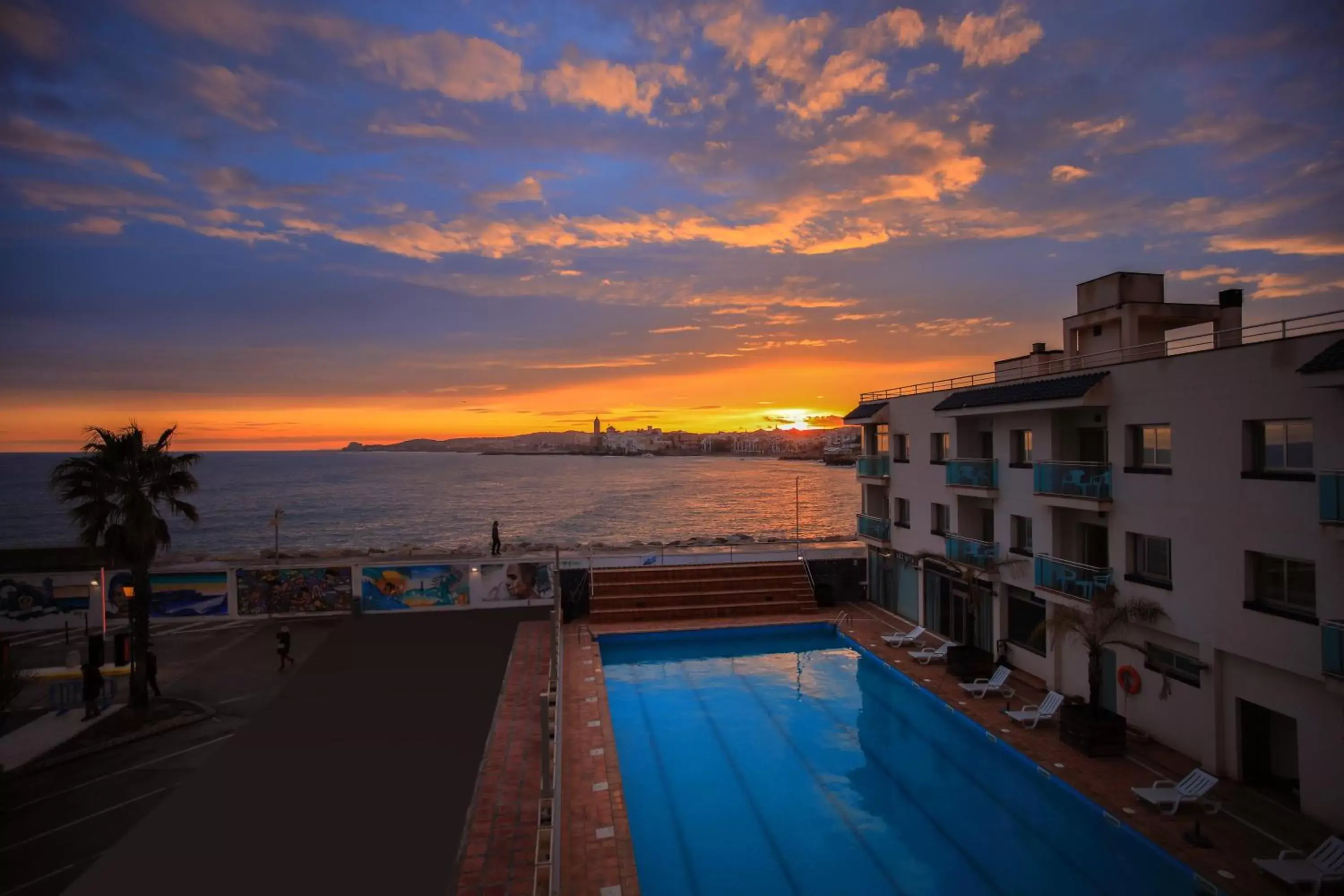 Pool view, Swimming Pool in Hotel Port Sitges