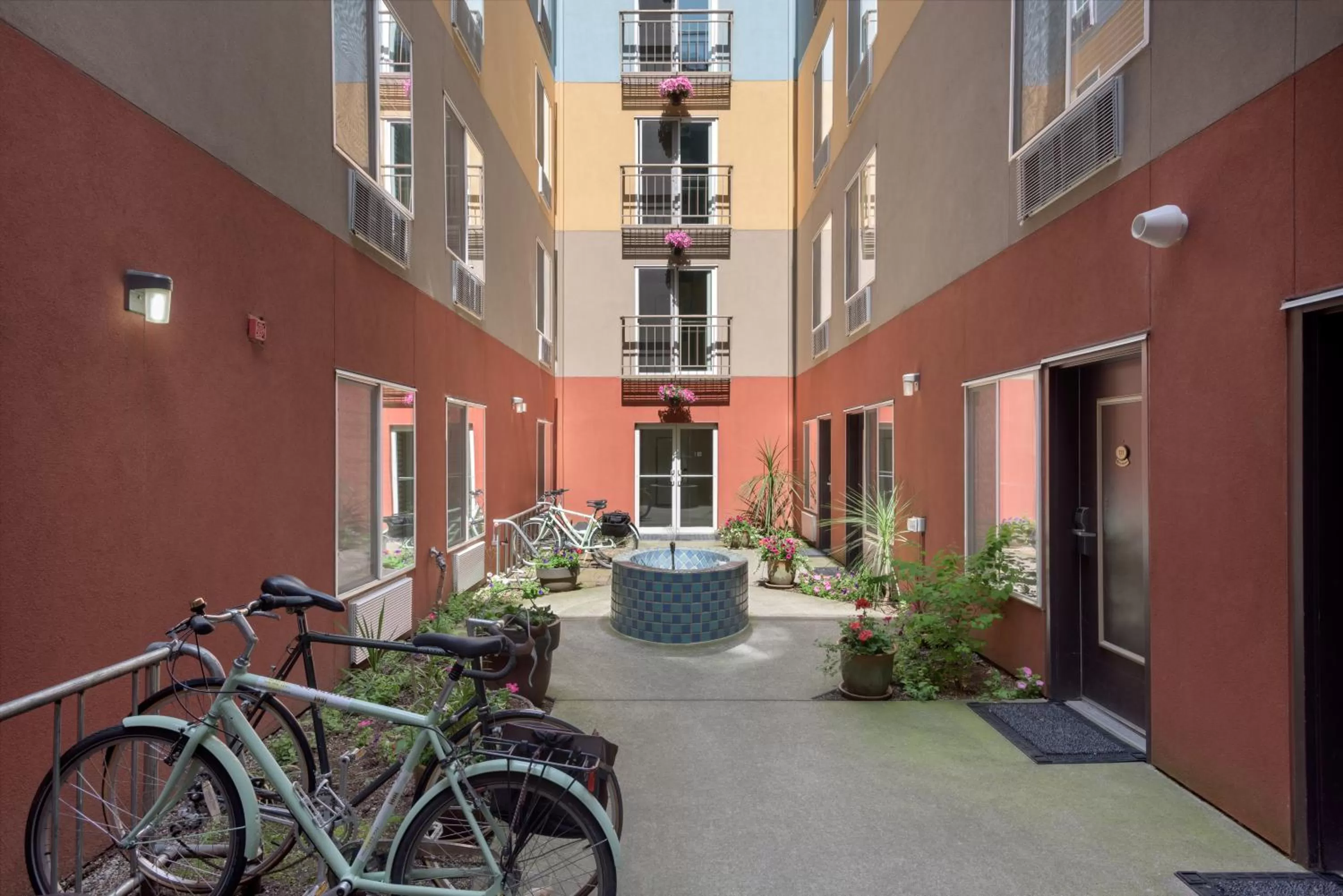 Garden in Belltown Inn