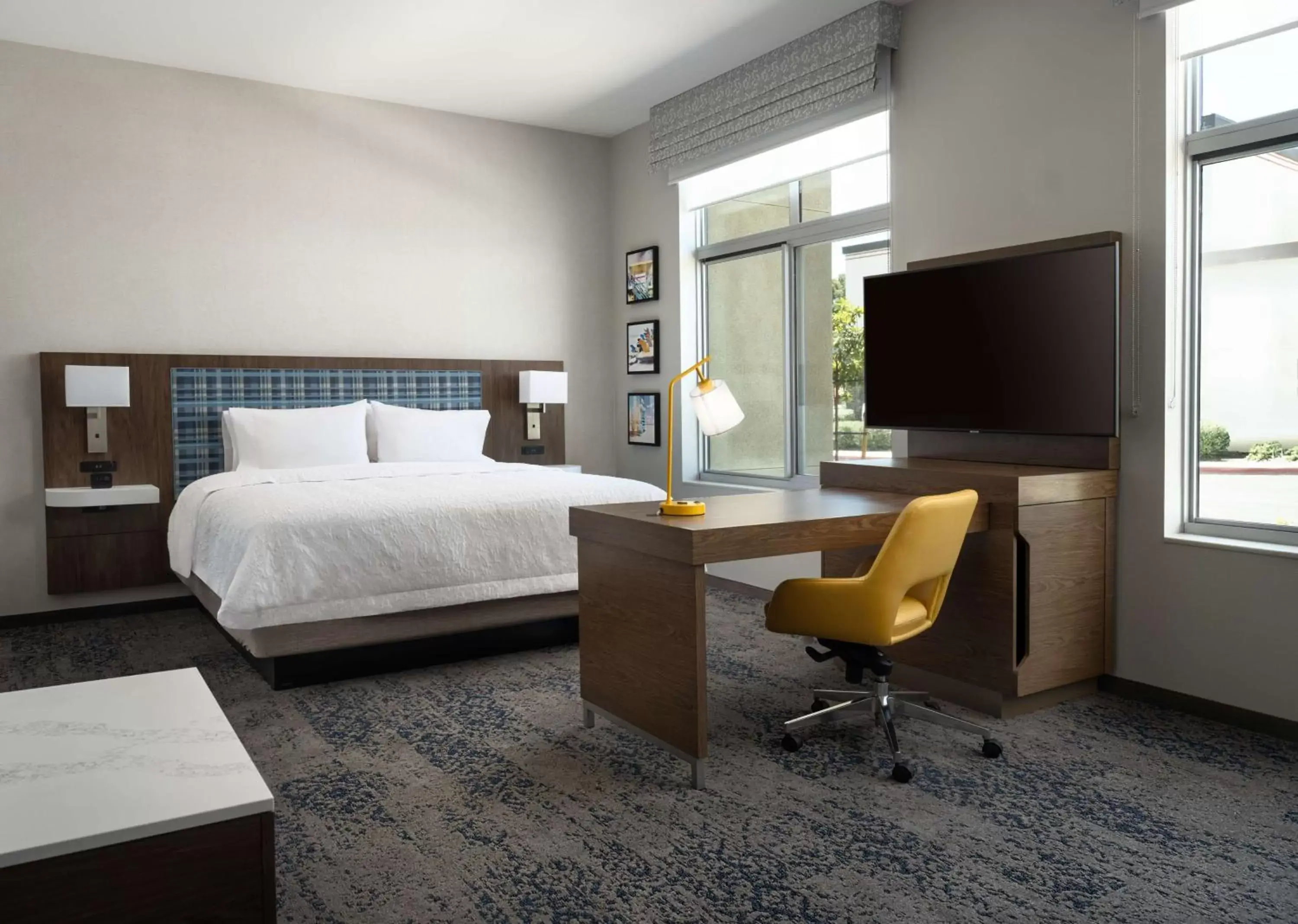 Bedroom, Bed in Hampton Inn & Suites El Cajon San Diego