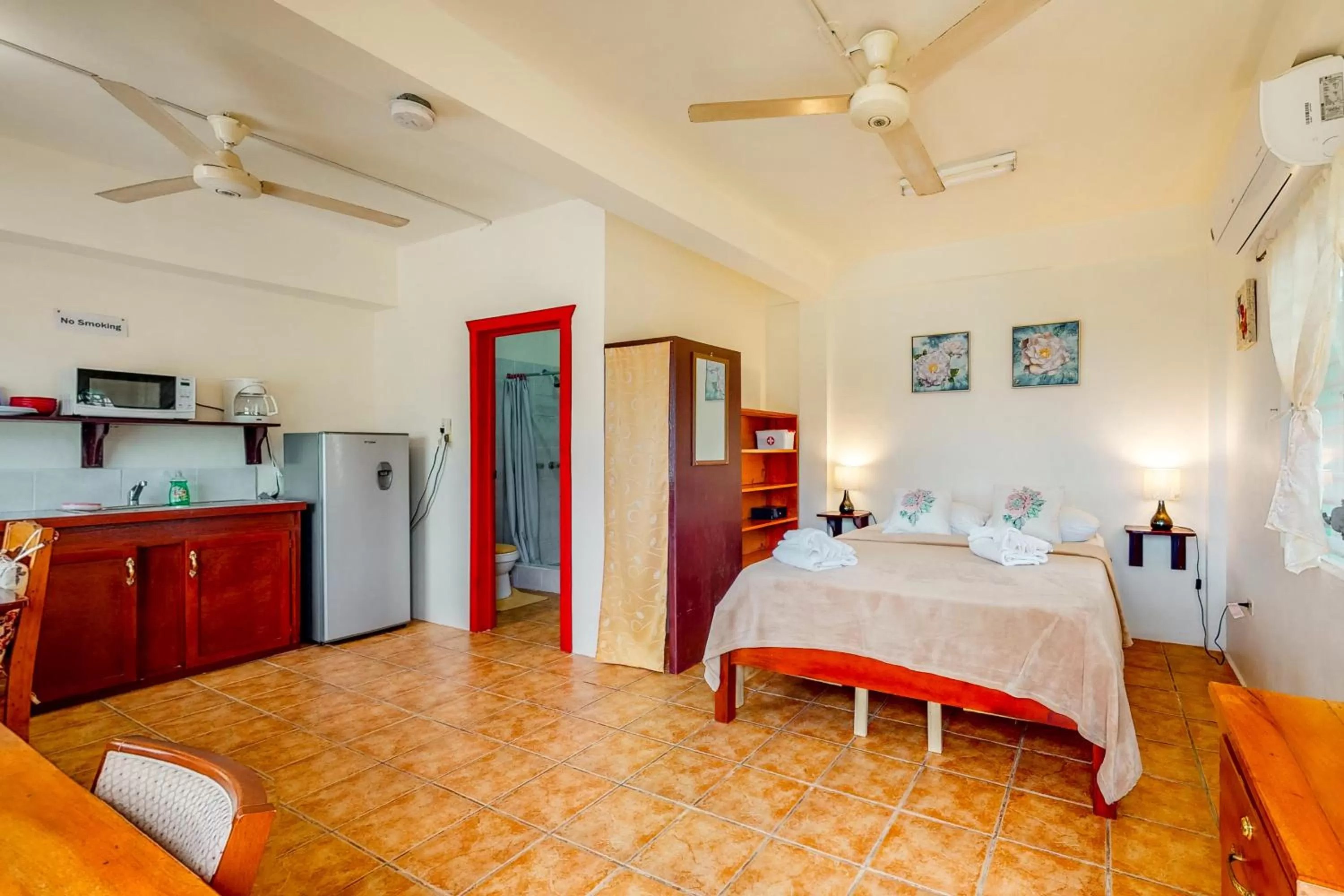 Bed in Palmetto#1 @ Island Cabanas