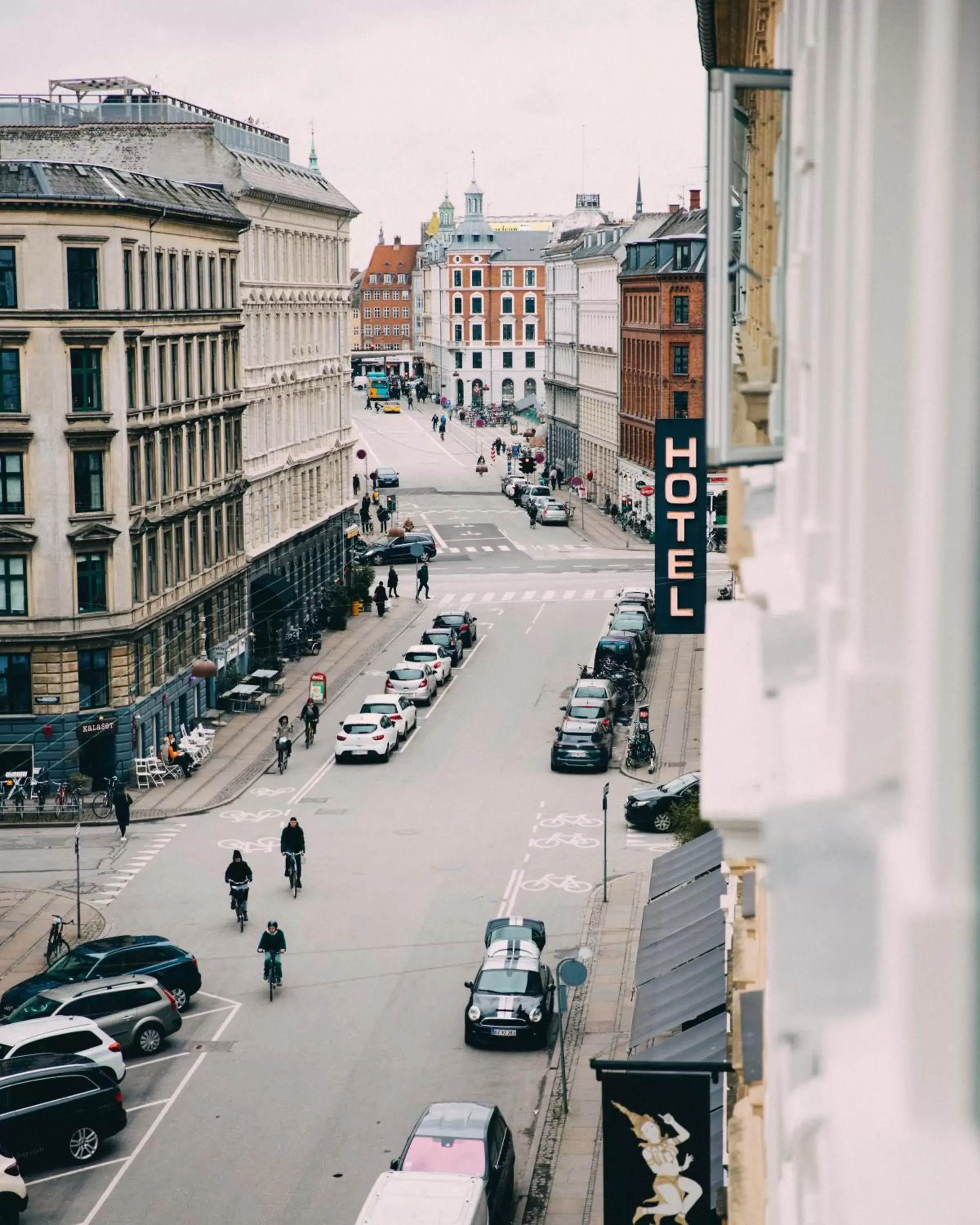 Street view, City View in Hotel Kong Arthur