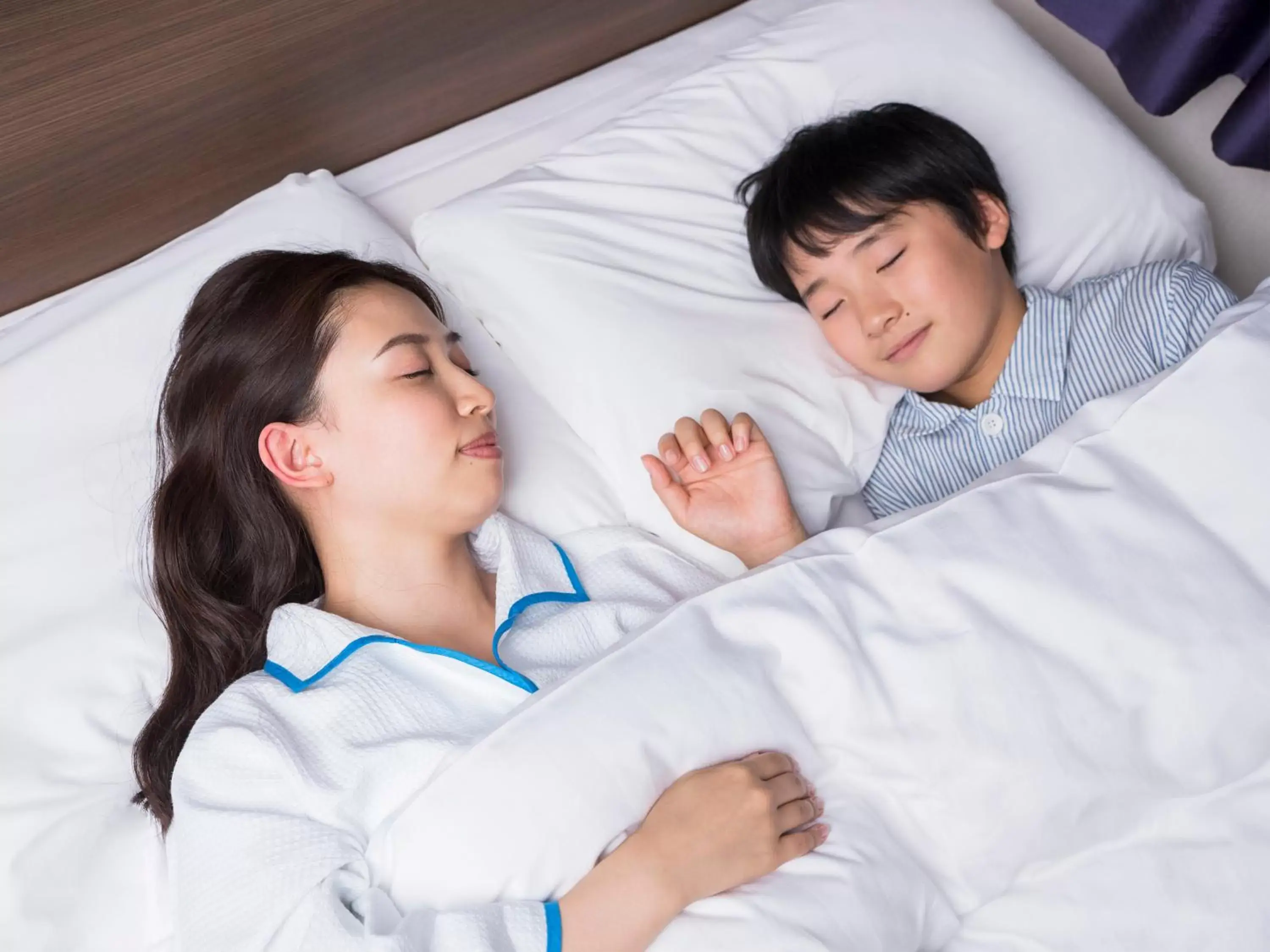 young children in Comfort Hotel Matsuyama