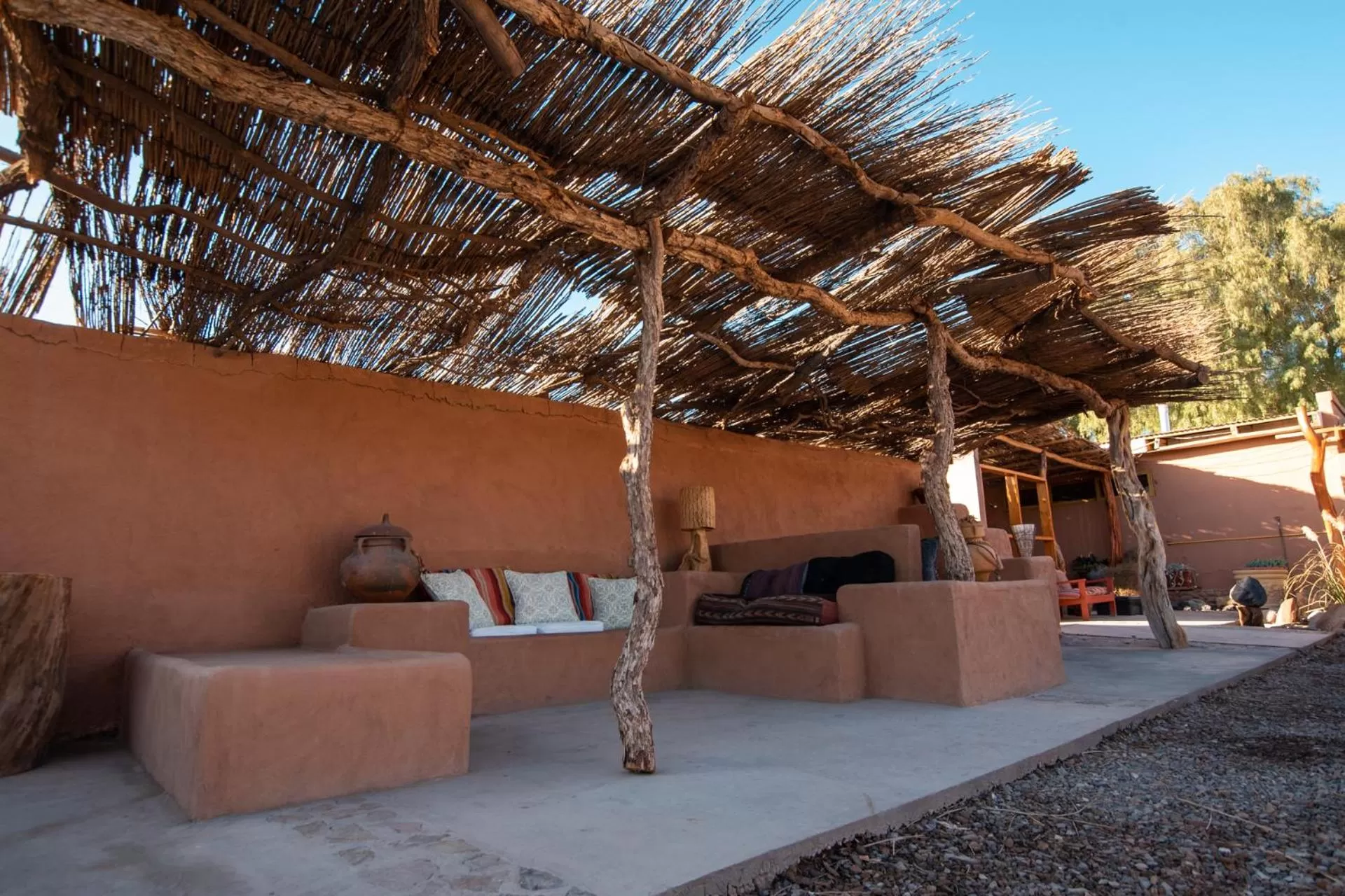 Property building in Hotel Pat'ta Hoiri