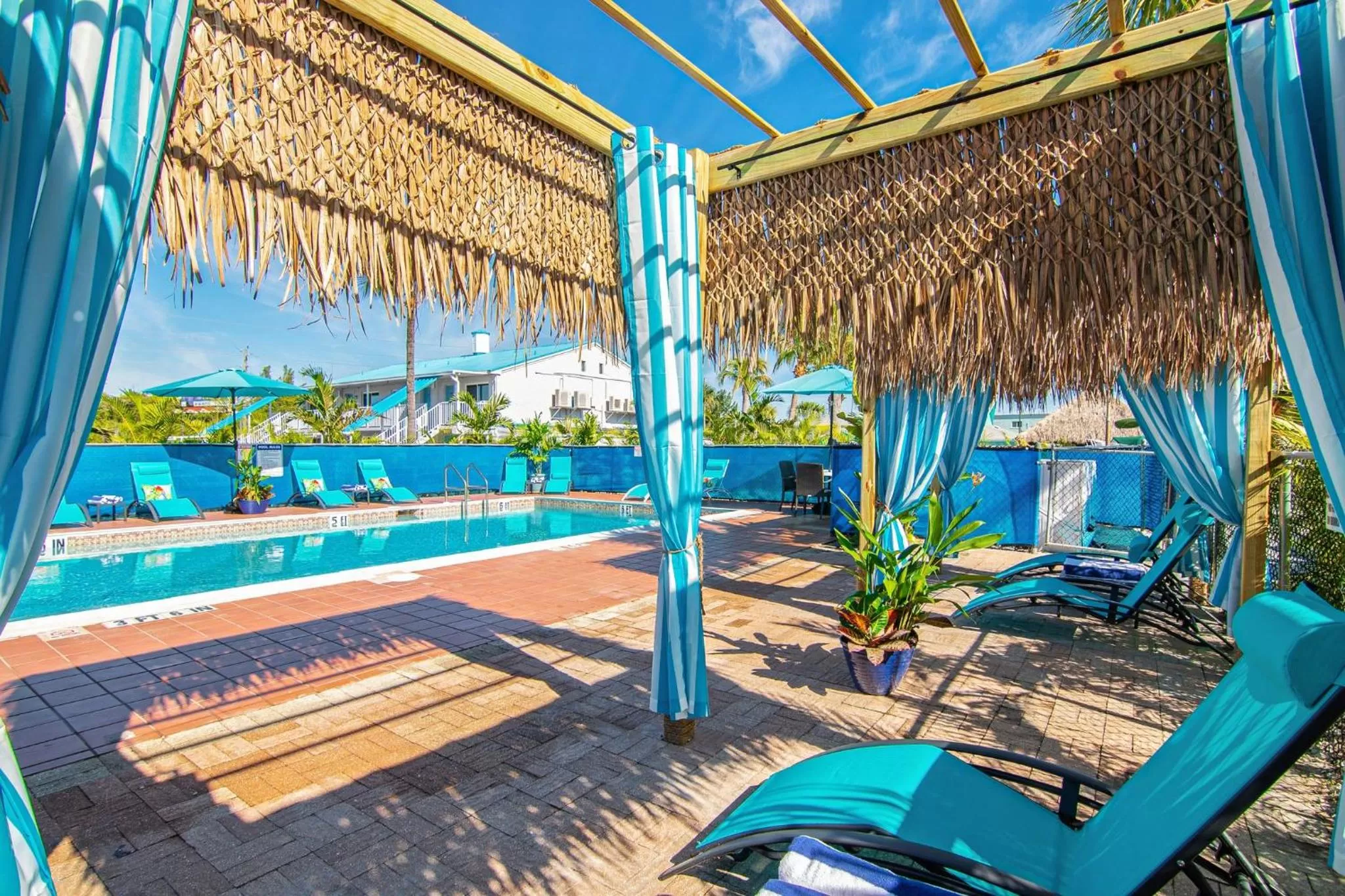 Swimming pool in Latitude 26 Waterfront Resort and Marina