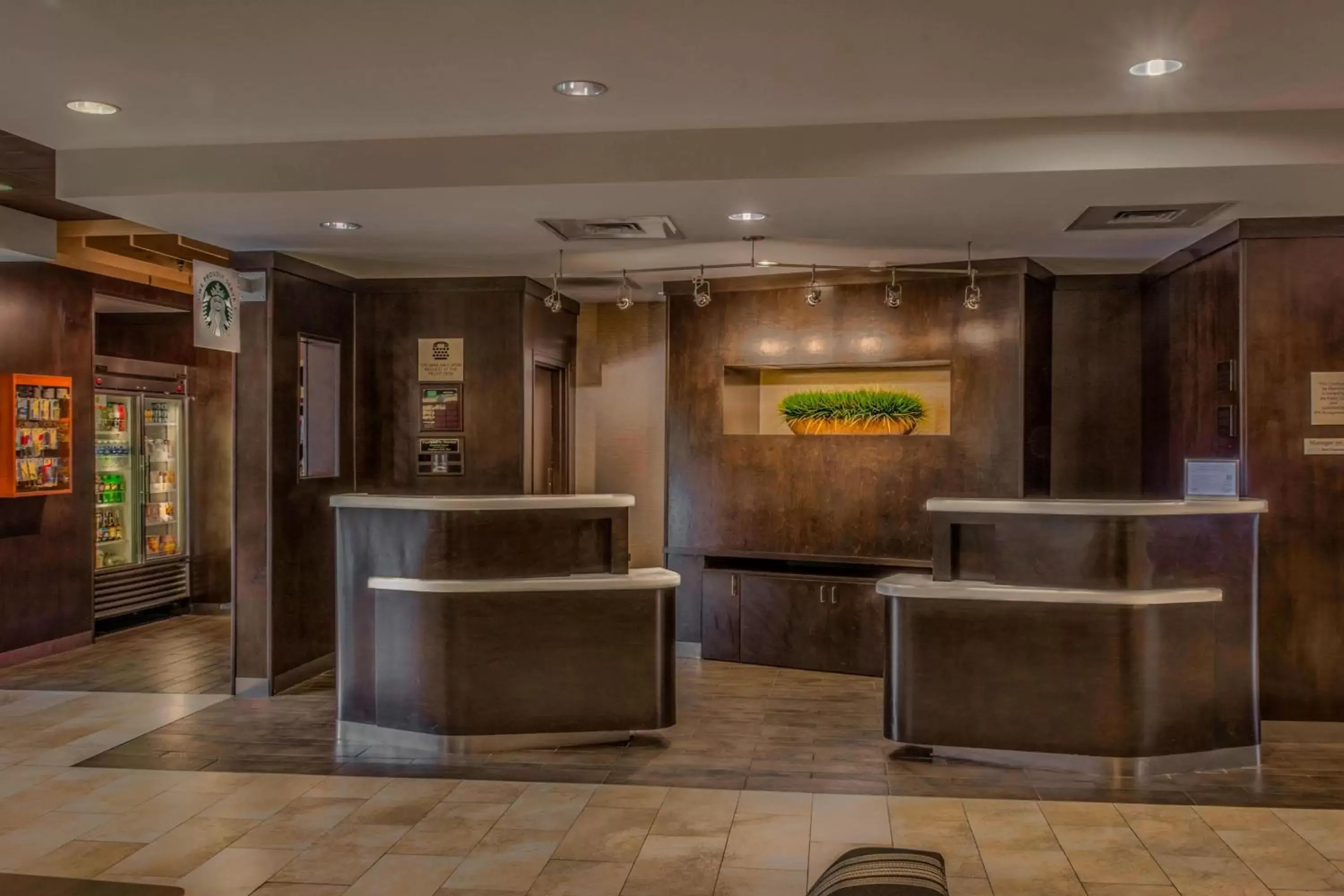 Property building, Lobby/Reception in Courtyard Greensboro Airport