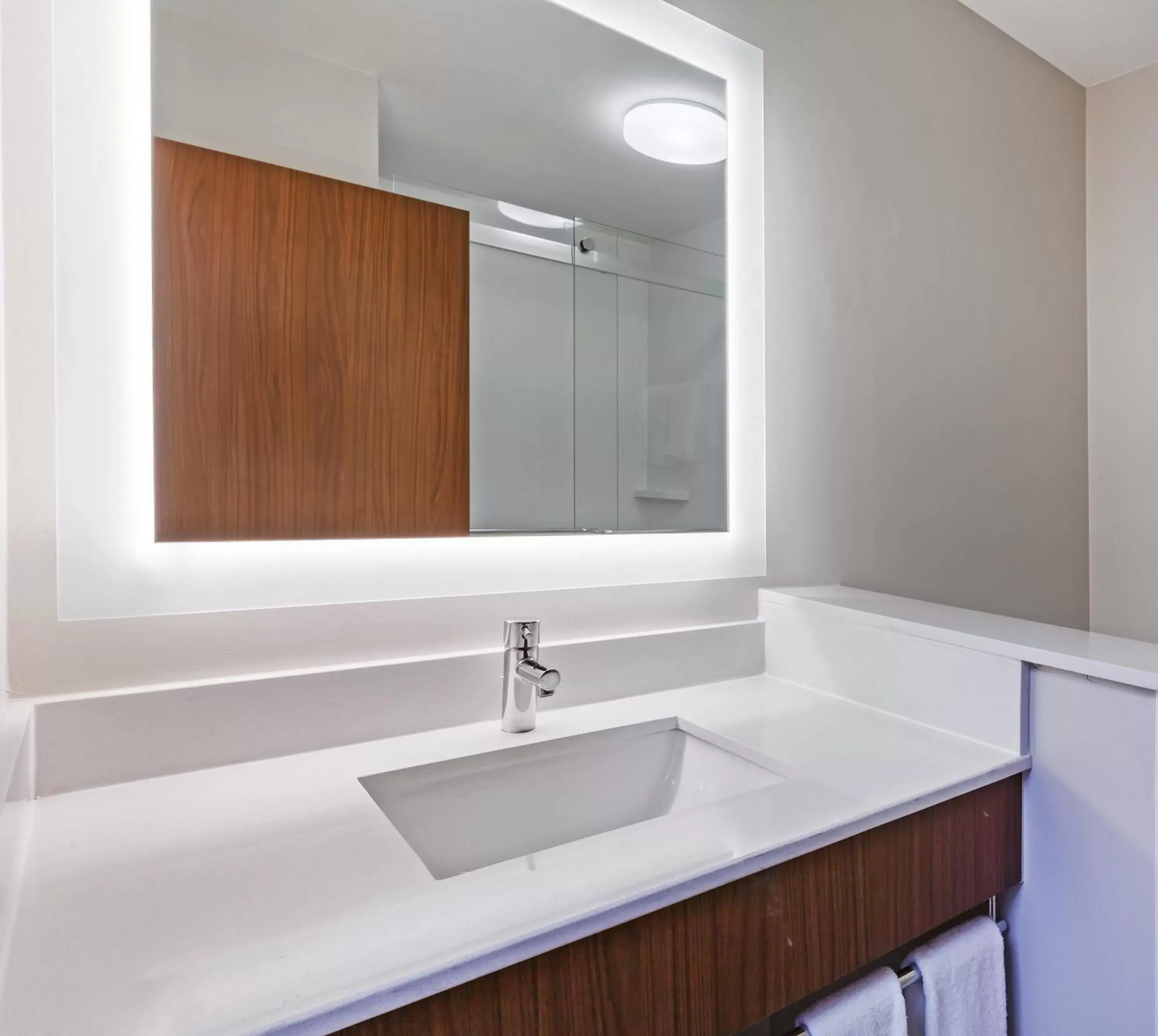 Bathroom in Holiday Inn Express & Suites Tulsa West - Sand Springs, an IHG Hotel