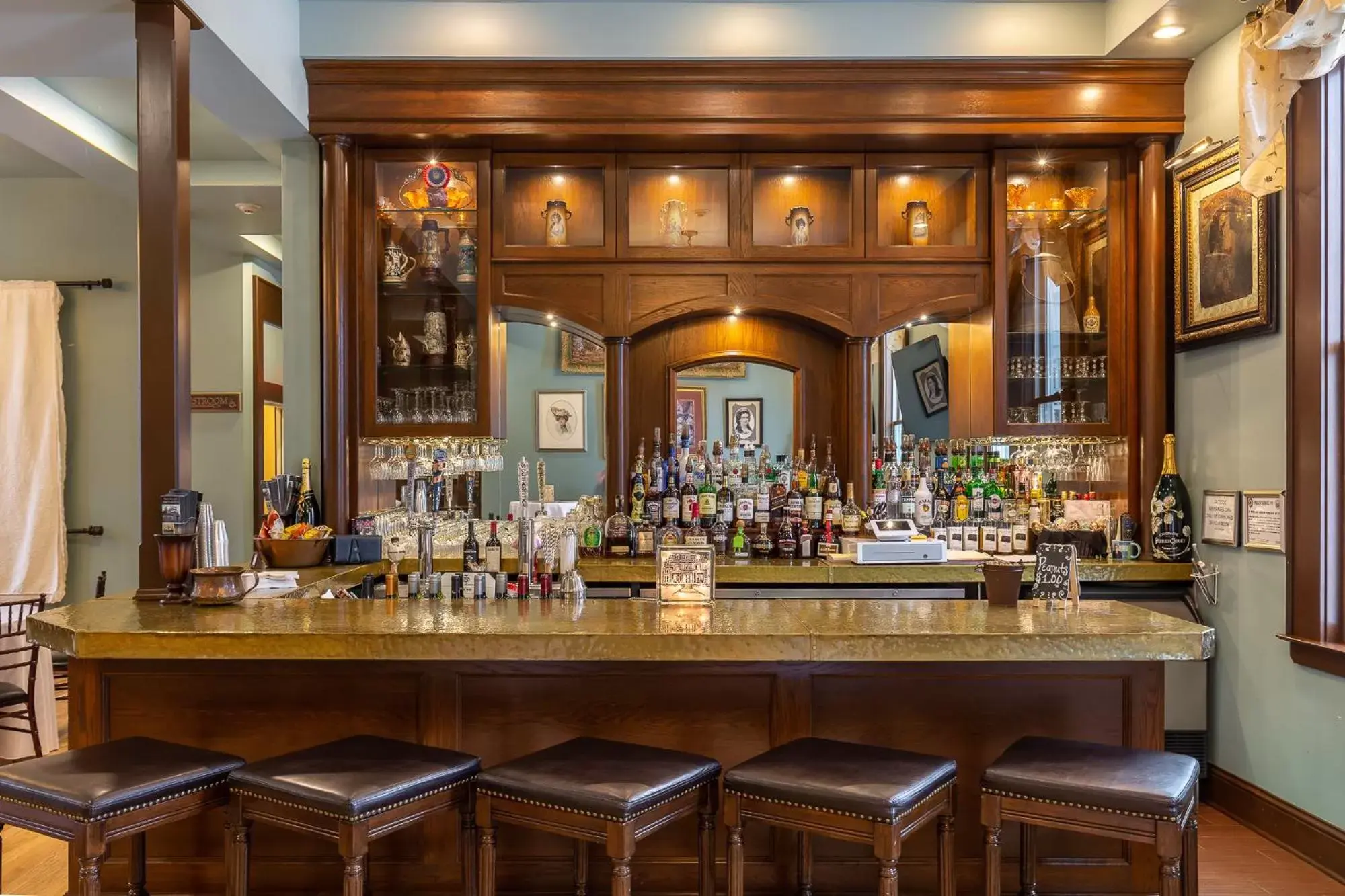 Lounge or bar, Lounge/Bar in Steele Mansion Inn & Gathering Hub