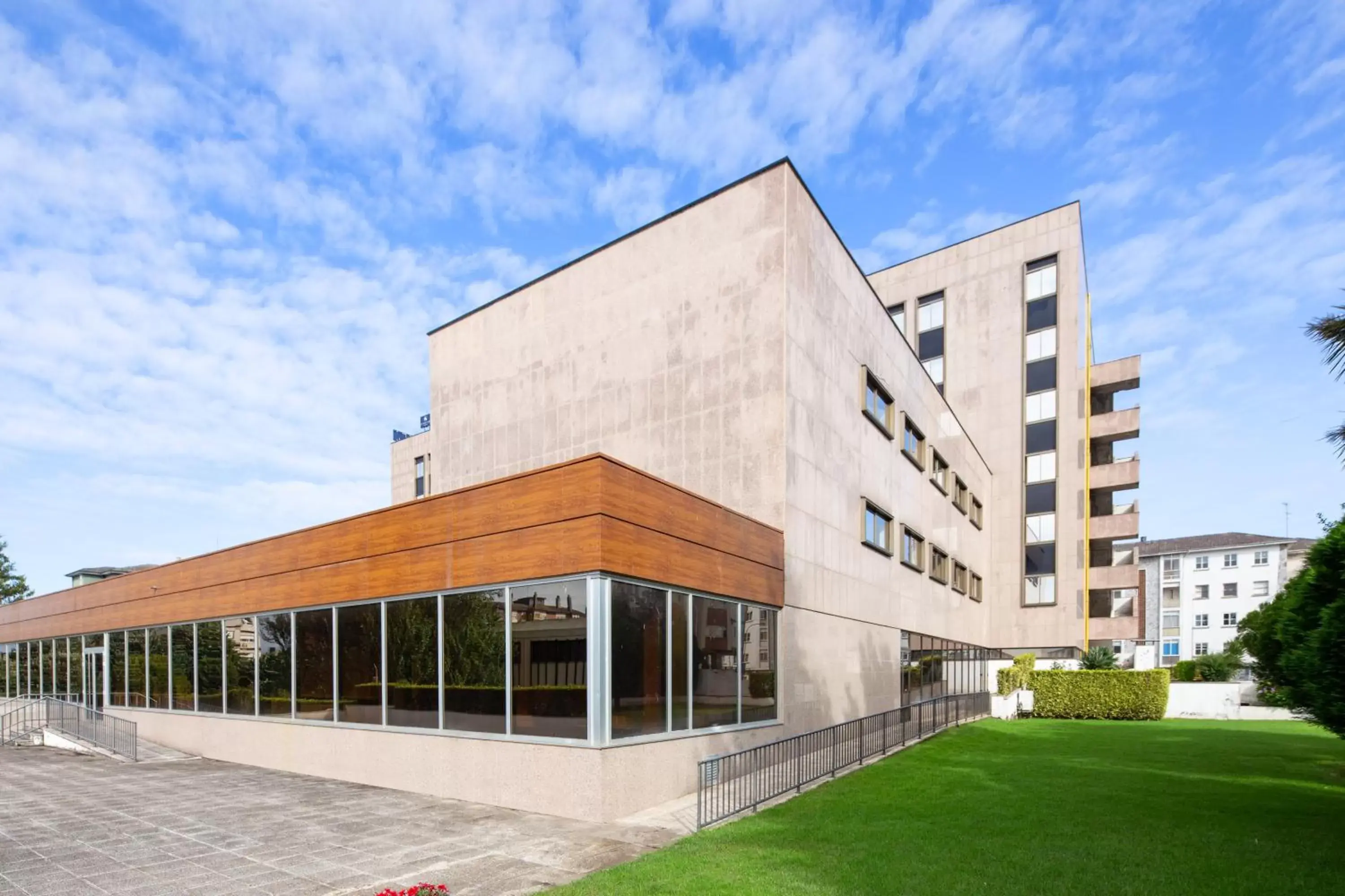 Property building in Eurostars Gran Hotel Lugo Property building in Eurostars Gran Hotel Lugo