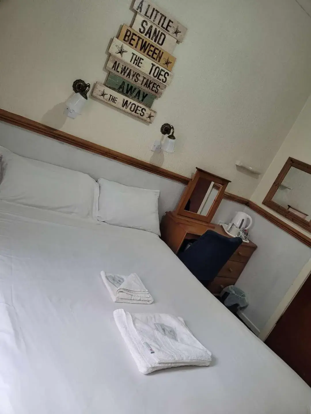 Bed in Canasta Hotel
