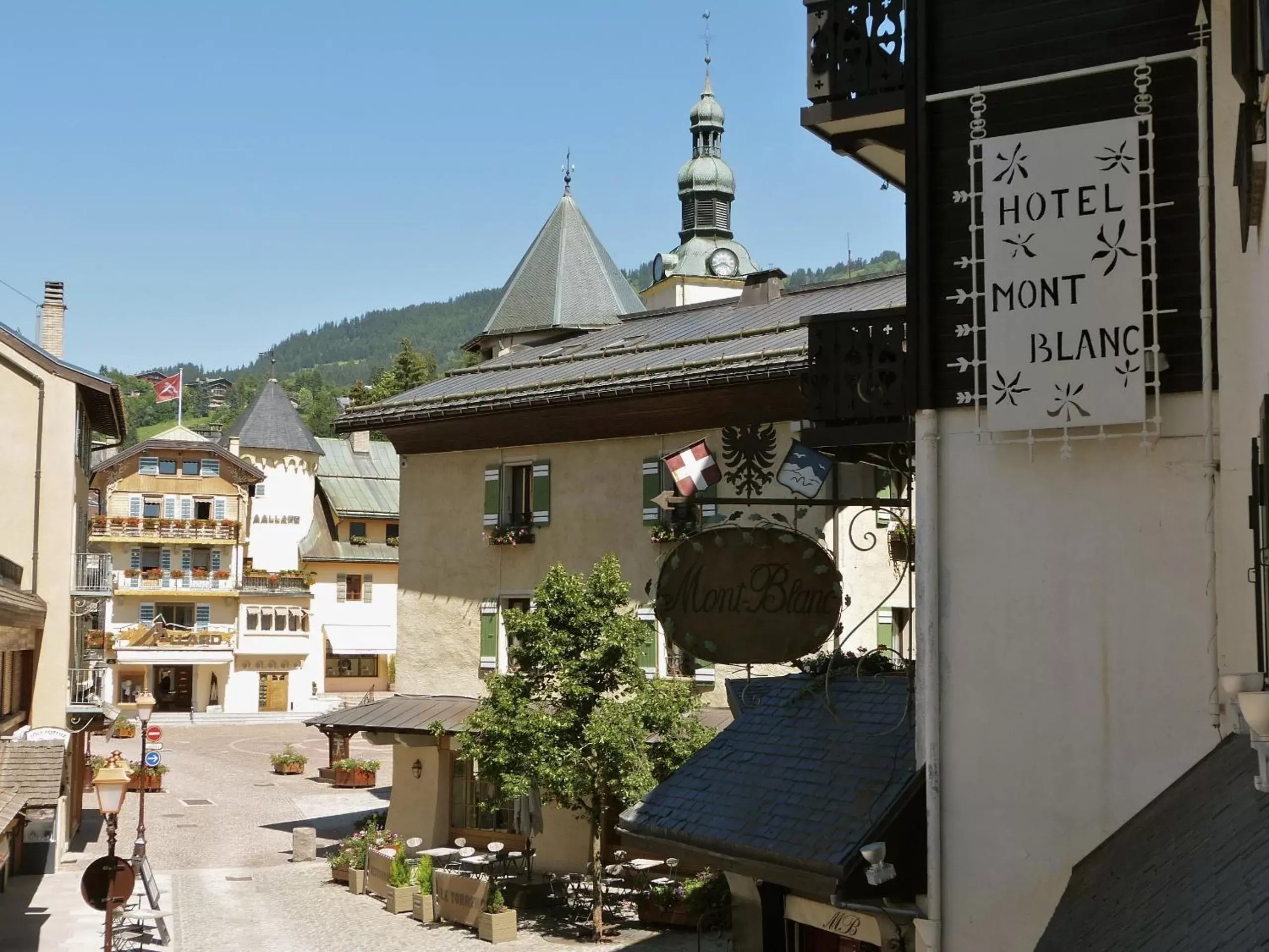 Summer in Hotel Mont Blanc Megève