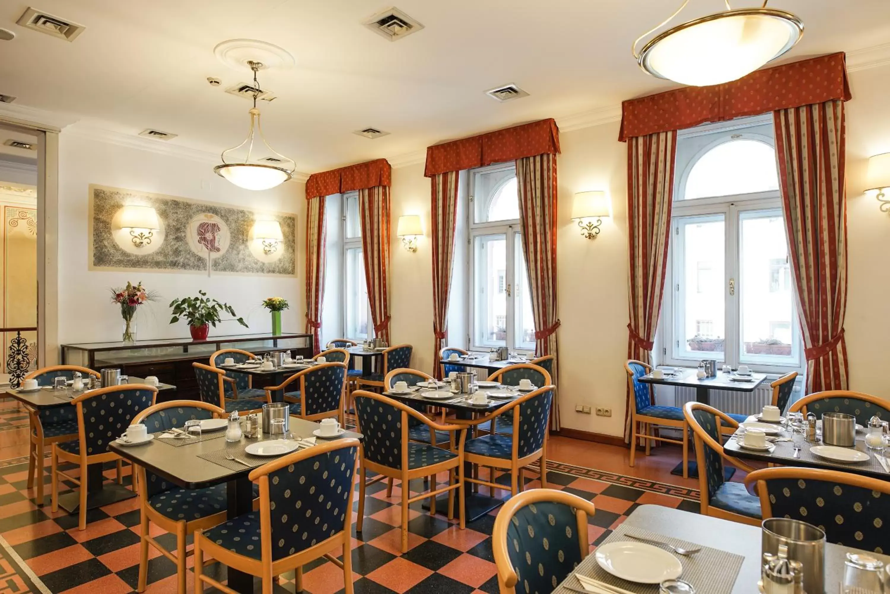 Other, Restaurant/Places to Eat in Hotel Tivoli Prague