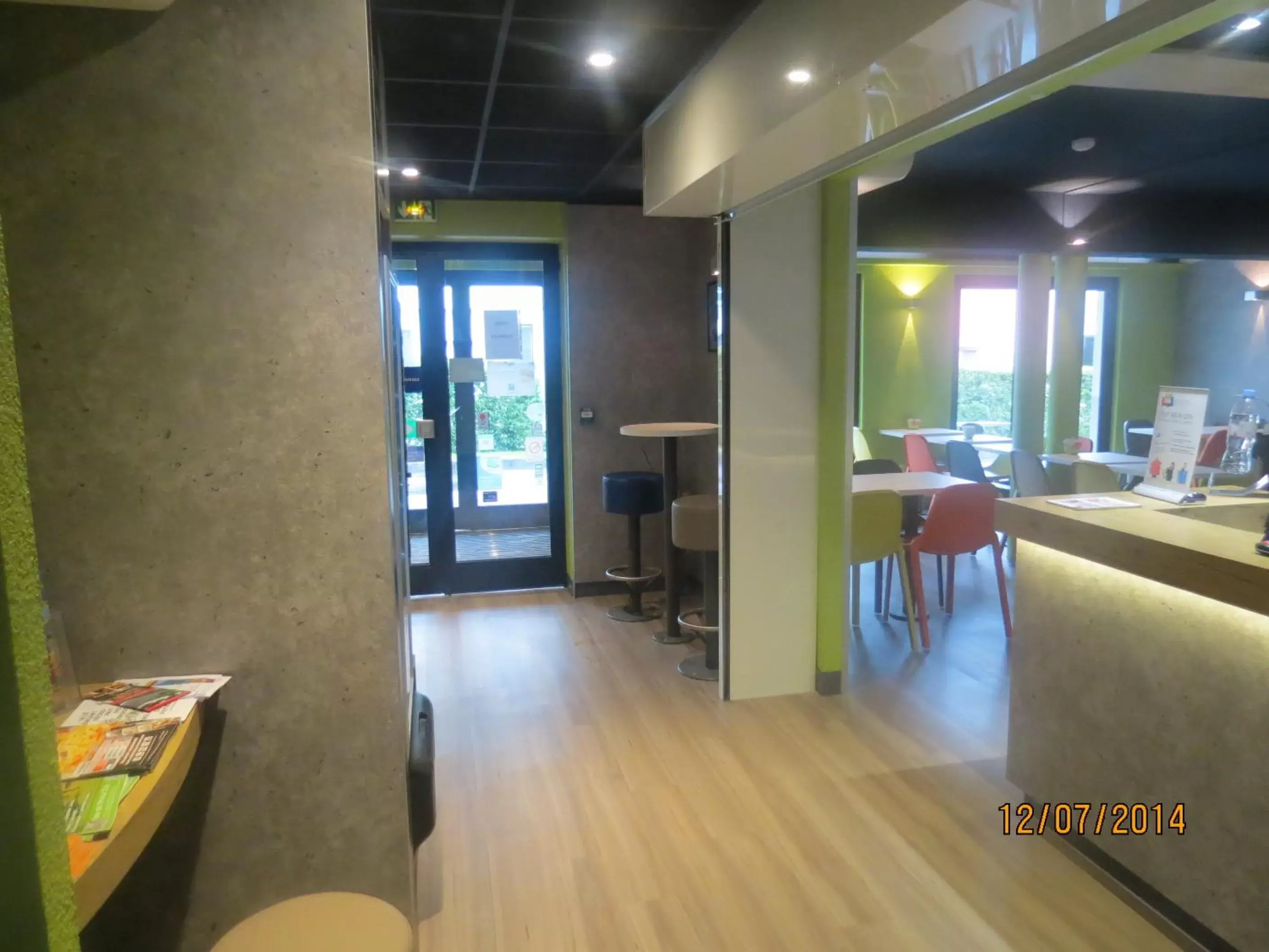 Lobby or reception, Dining Area in ibis budget Remiremont