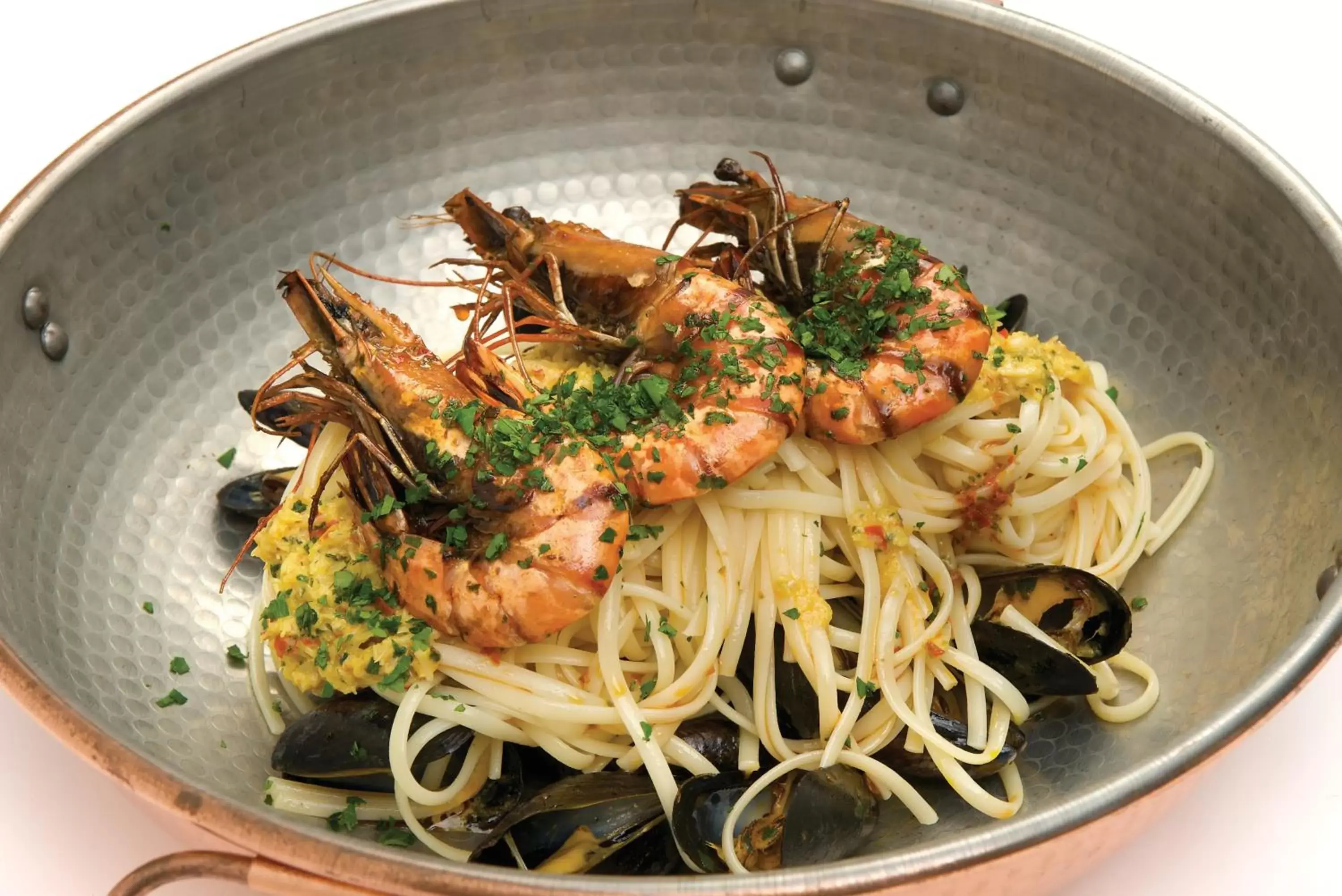 Food and drinks in The Pinewood Hotel Food and drinks in The Pinewood Hotel