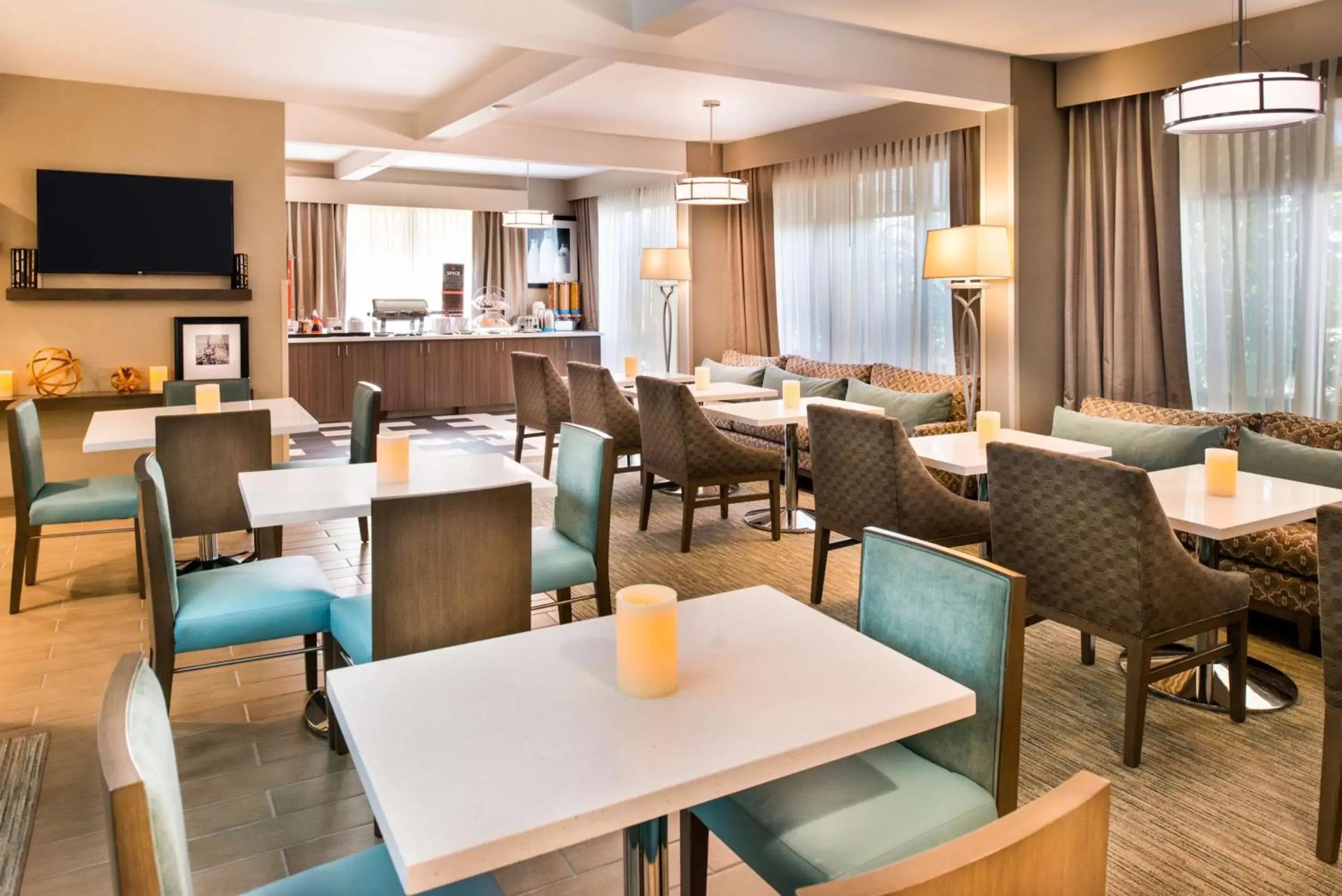 Dining area, Restaurant/Places to Eat in Hampton Inn Los Angeles-West Covina