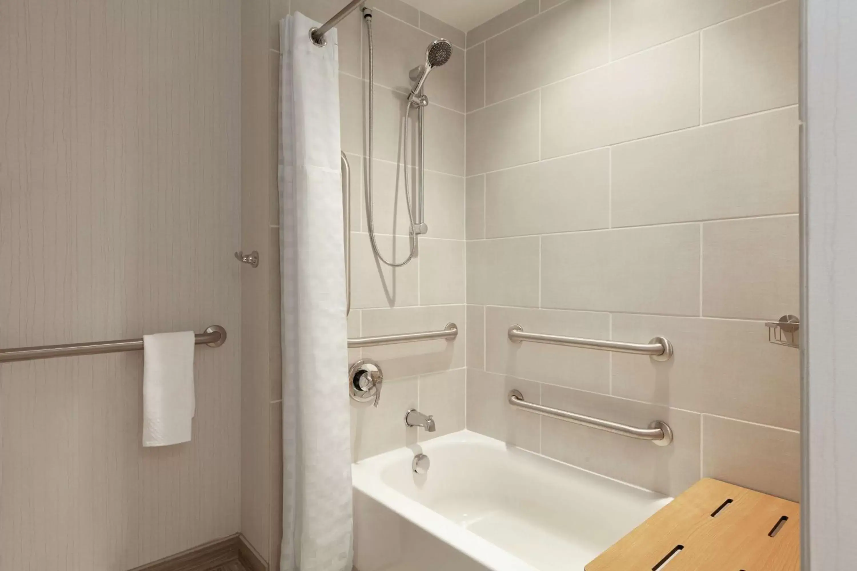 Bathroom in Embassy Suites By Hilton South Jordan Salt Lake City