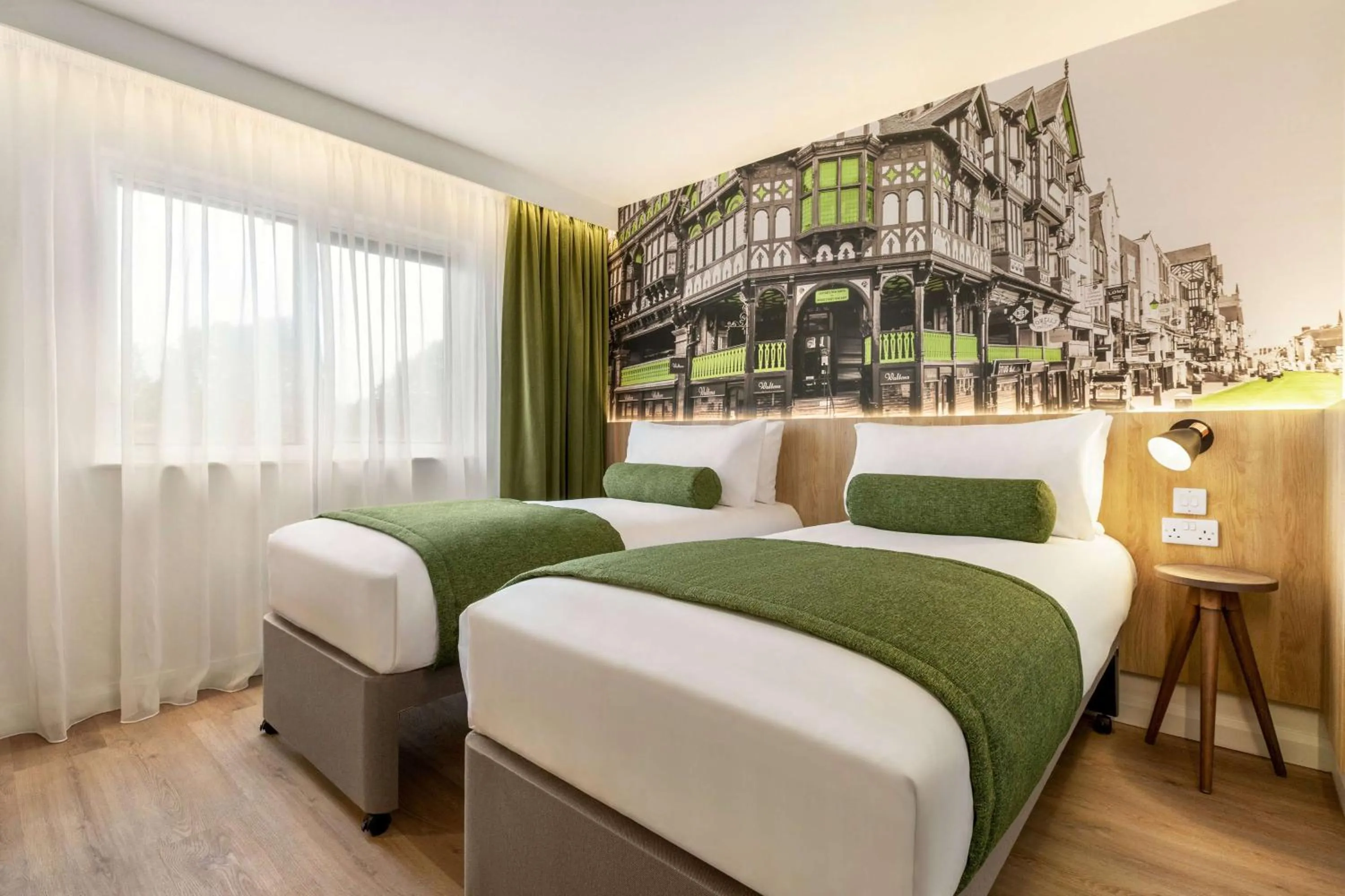 Bed in Days Inn Durham