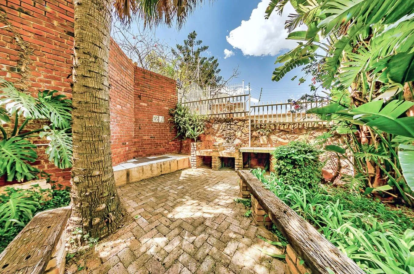 BBQ facilities in Amper Bo Guest House