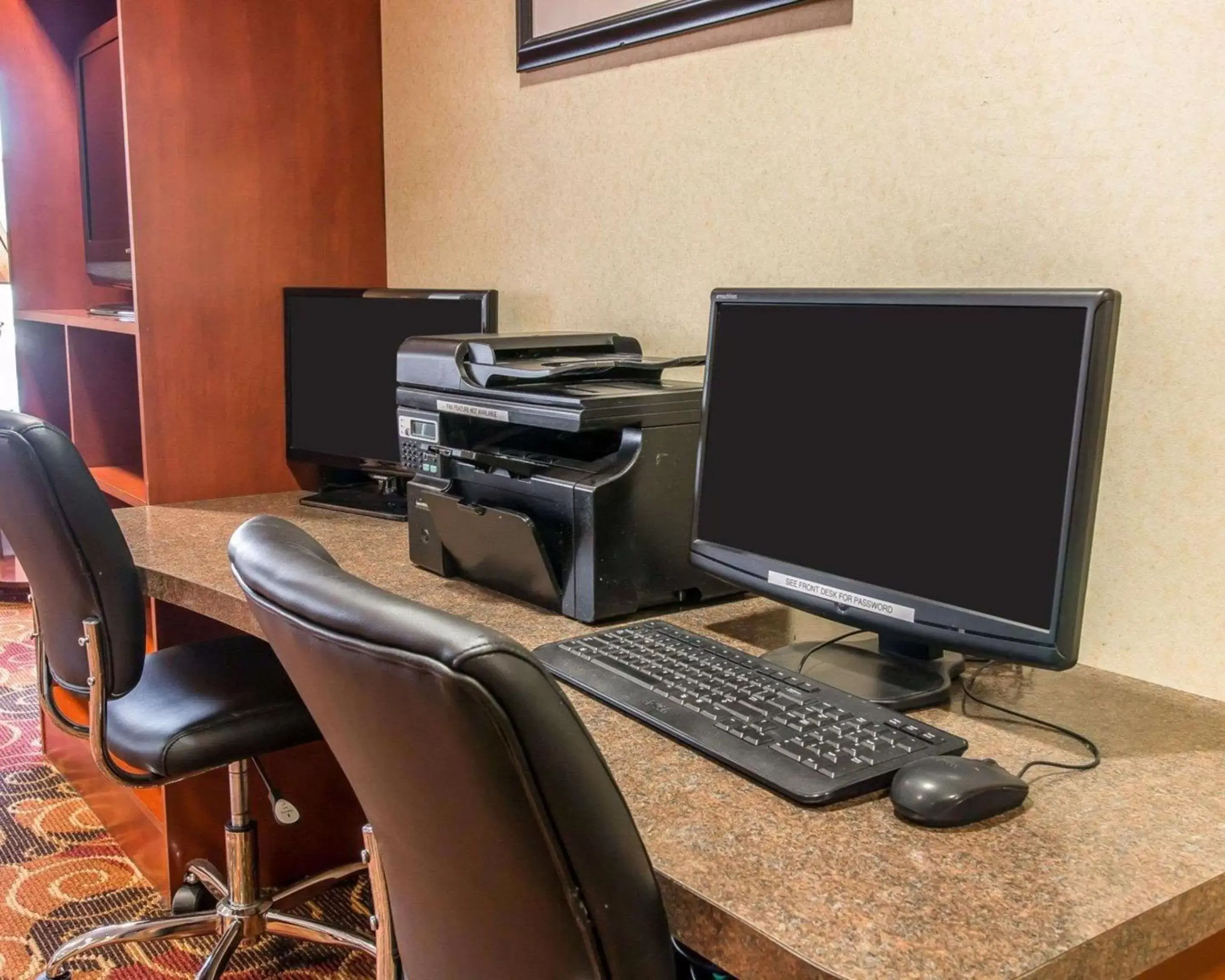 On site, Business Area/Conference Room in Quality Inn Near Interstate I94
