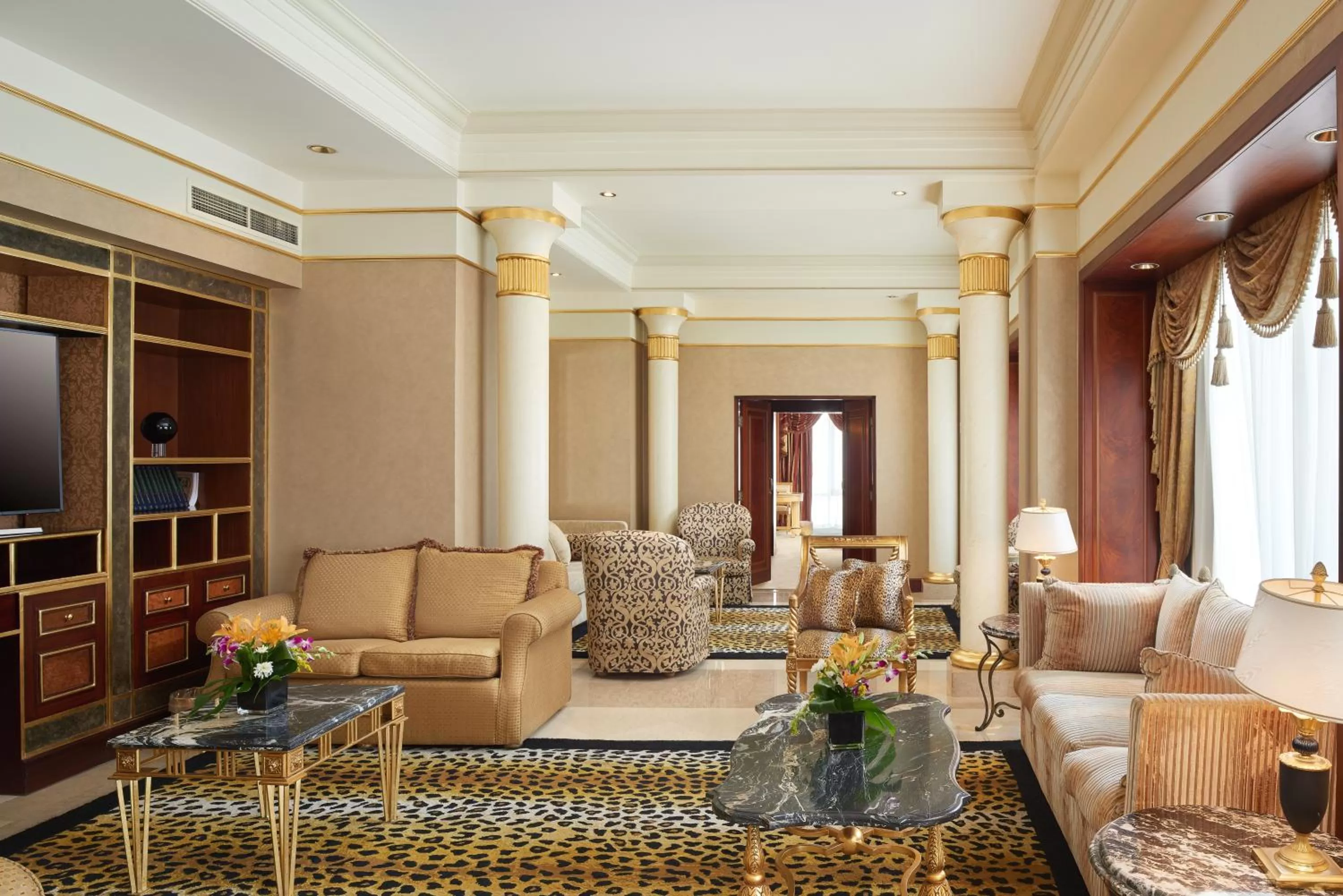 Seating area in Hilton Cairo Grand Nile